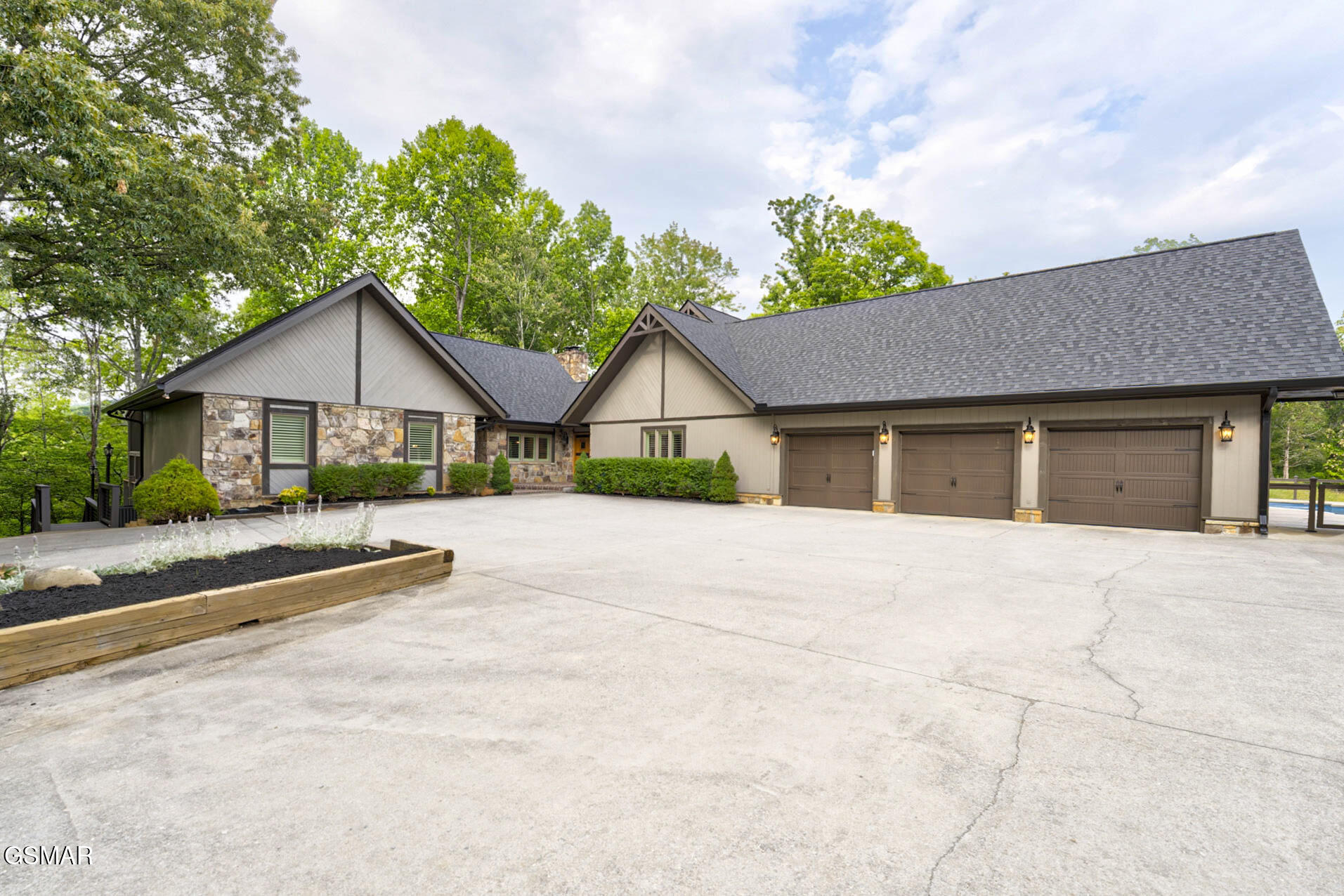 1121 Cummings Chapel Road Sevierville TN 37862