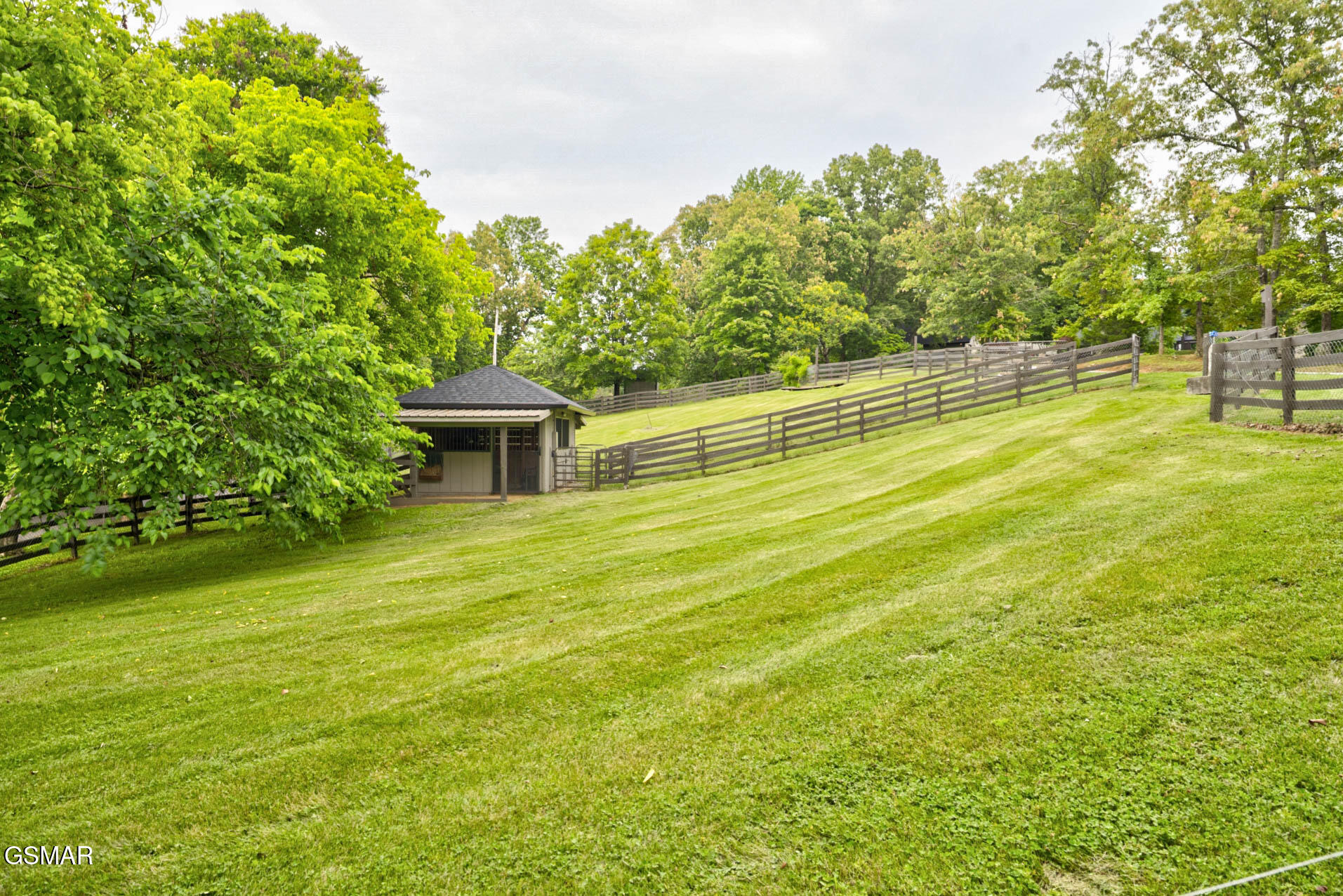 1121 Cummings Chapel Road Sevierville TN 37862