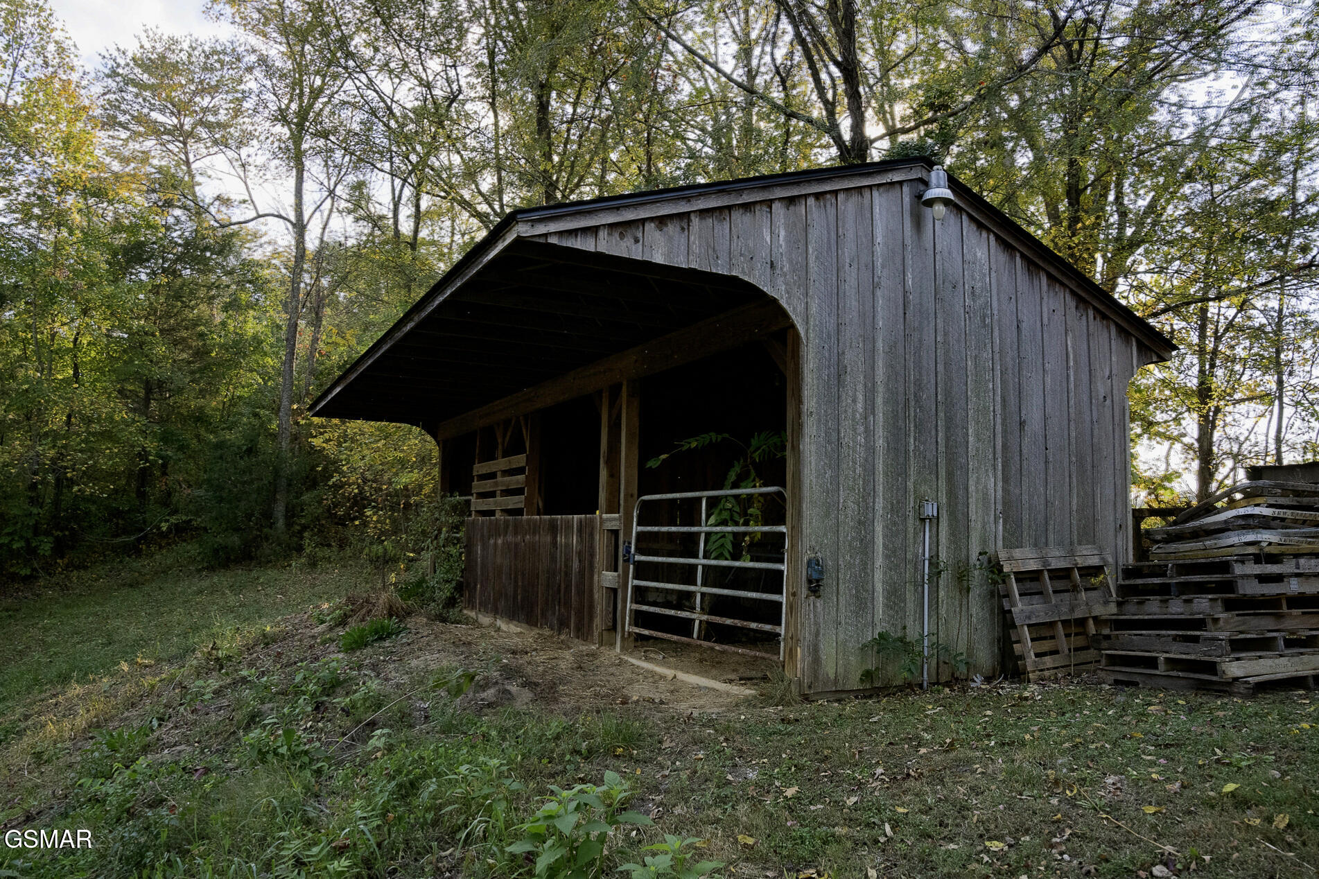 1121 Cummings Chapel Road Sevierville TN 37862