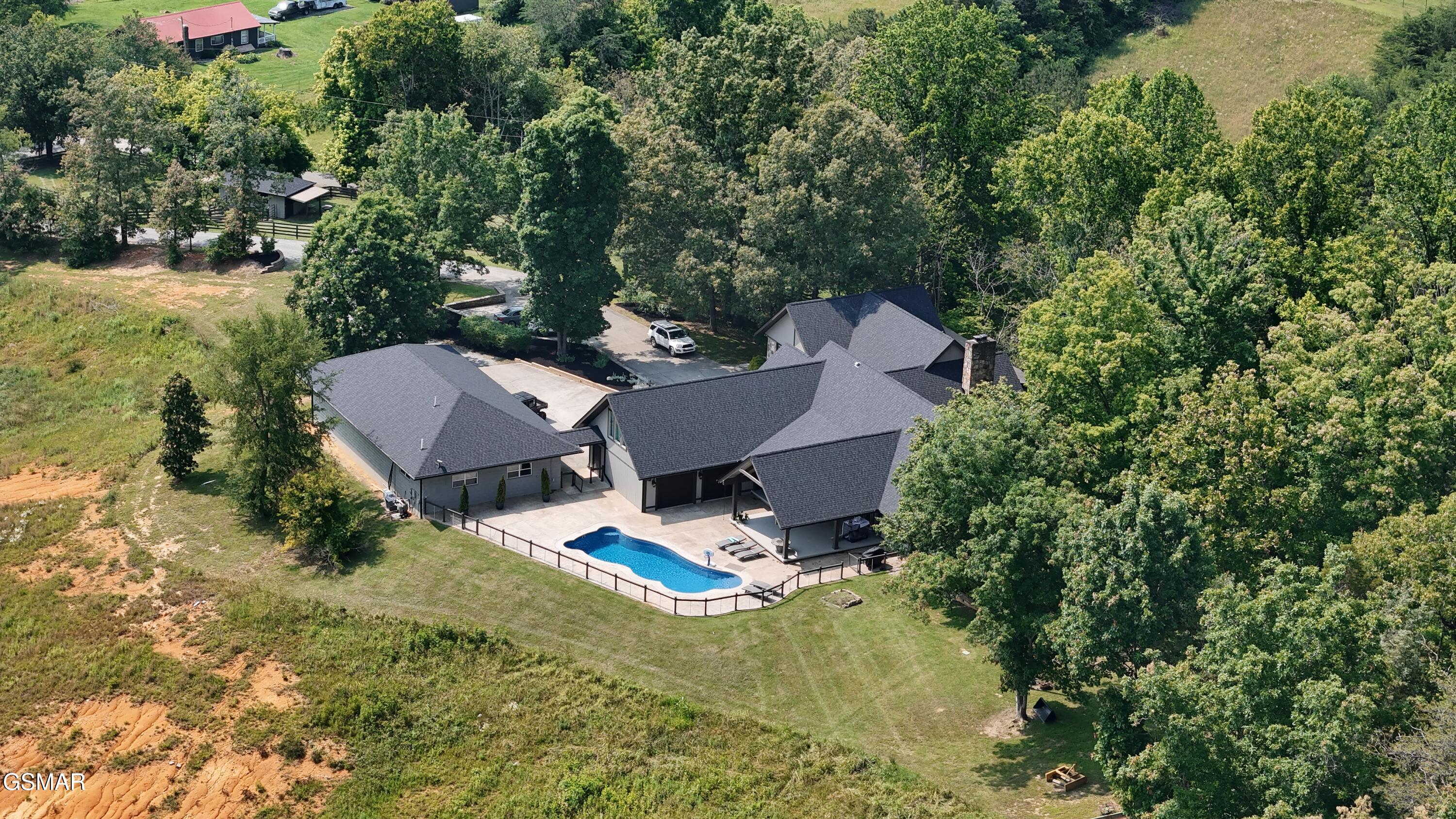 1121 Cummings Chapel Road Sevierville TN 37862