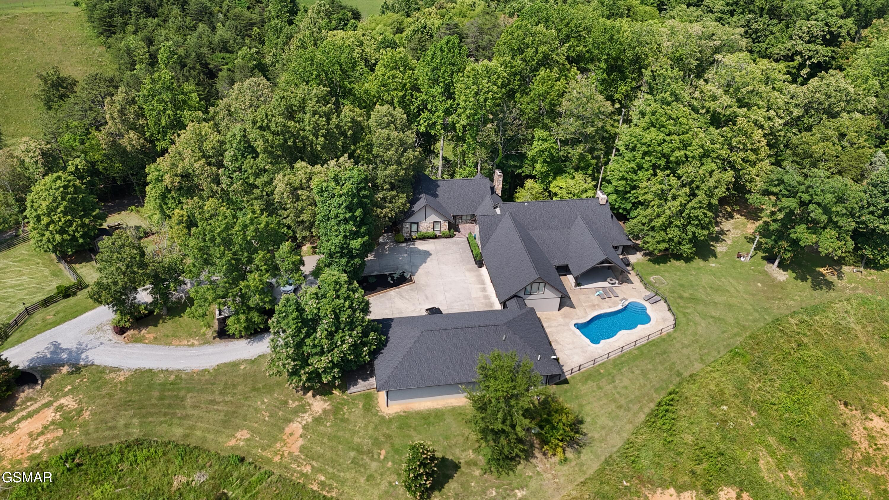 1121 Cummings Chapel Road Sevierville TN 37862