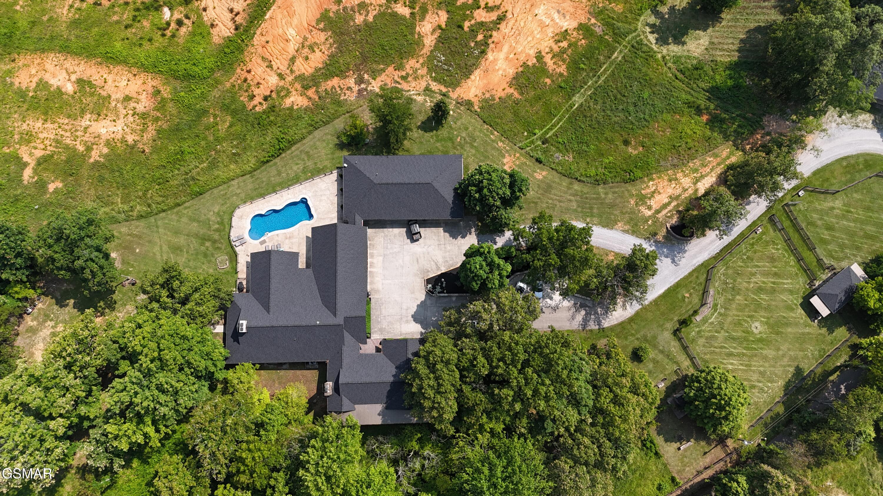 1121 Cummings Chapel Road Sevierville TN 37862