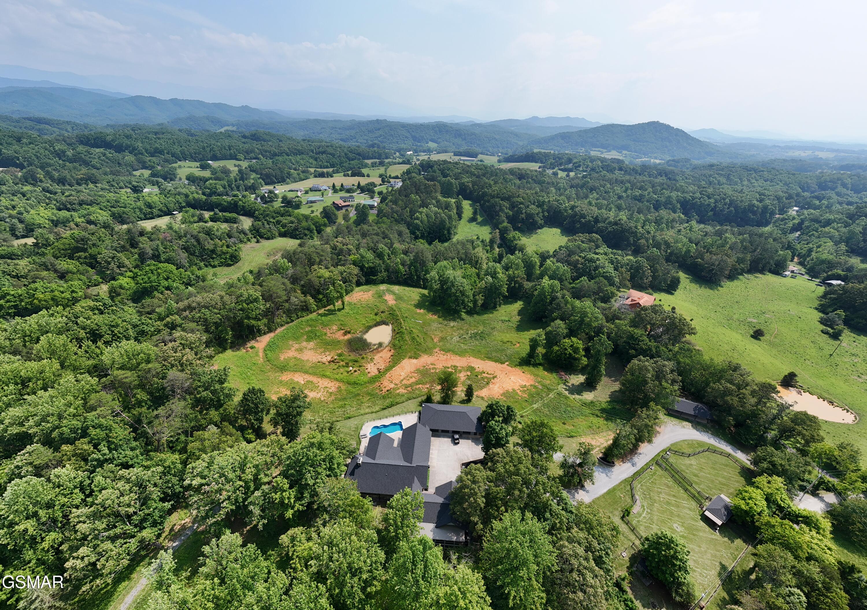 1121 Cummings Chapel Road Sevierville TN 37862