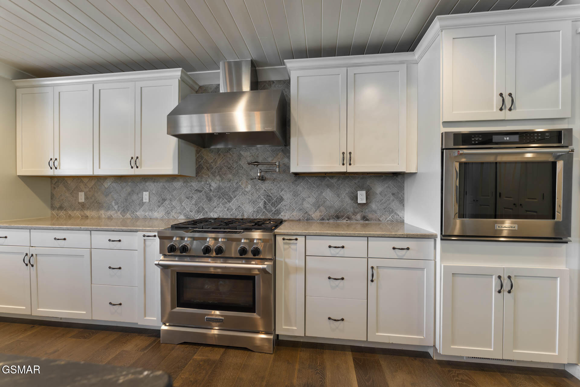 1121 Cummings Chapel Road Sevierville TN 37862