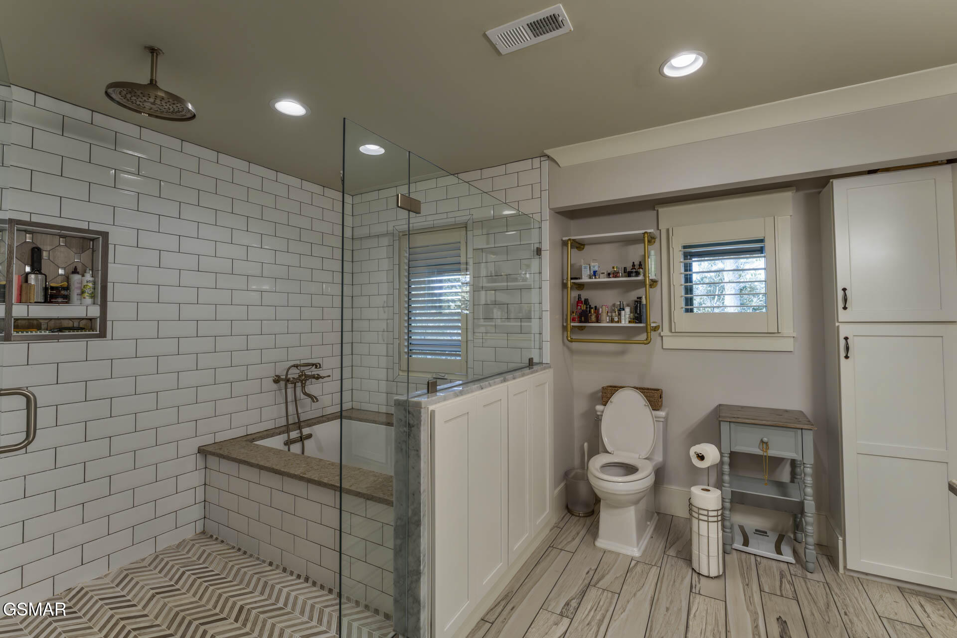 1121 Cummings Chapel Road Sevierville TN 37862