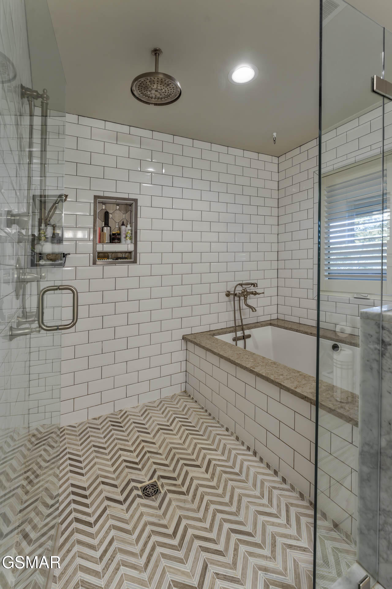 1121 Cummings Chapel Road Sevierville TN 37862