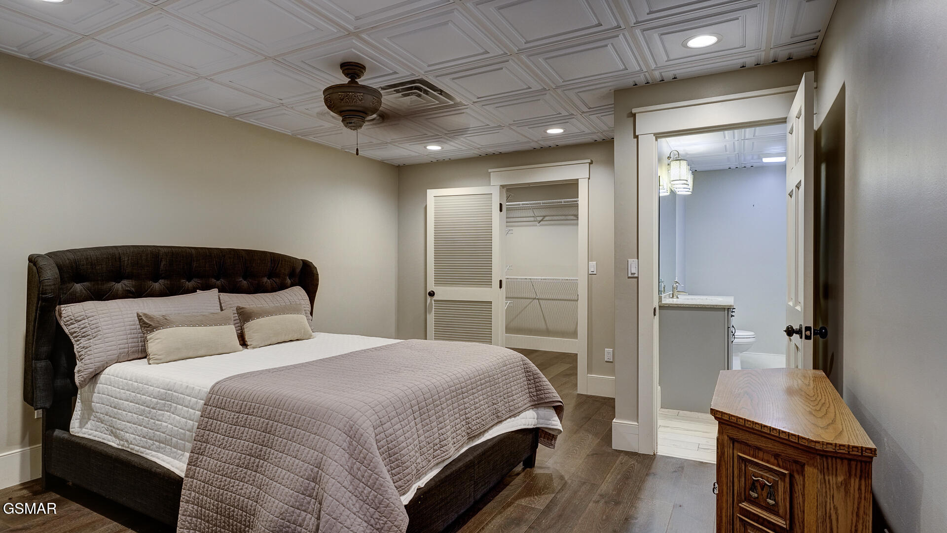 1121 Cummings Chapel Road Sevierville TN 37862