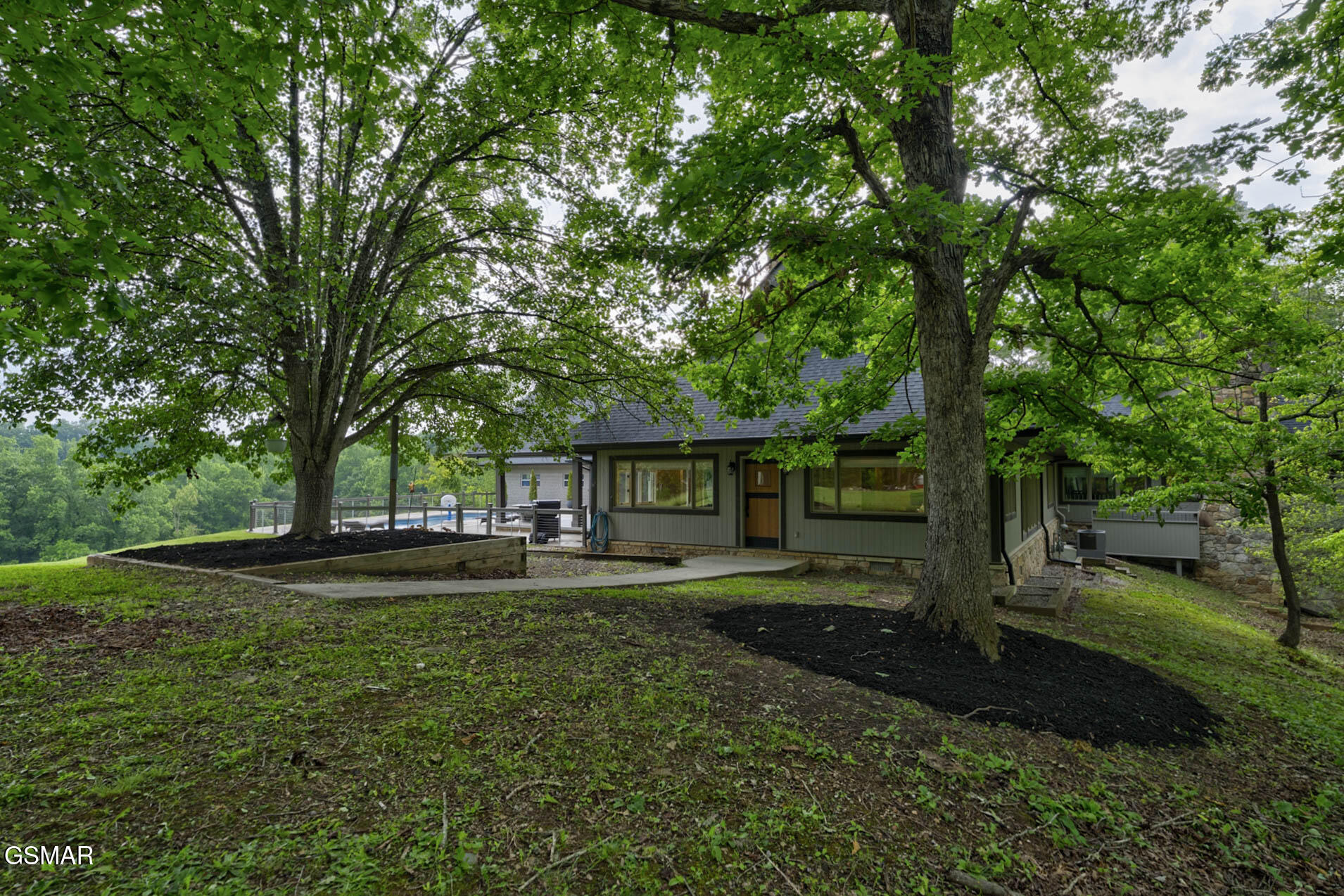 1121 Cummings Chapel Road Sevierville TN 37862