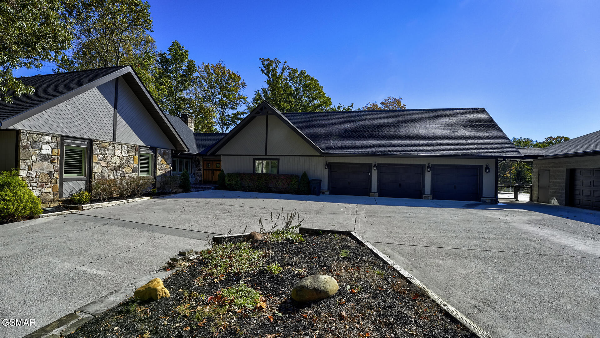 1121 Cummings Chapel Road Sevierville TN 37862