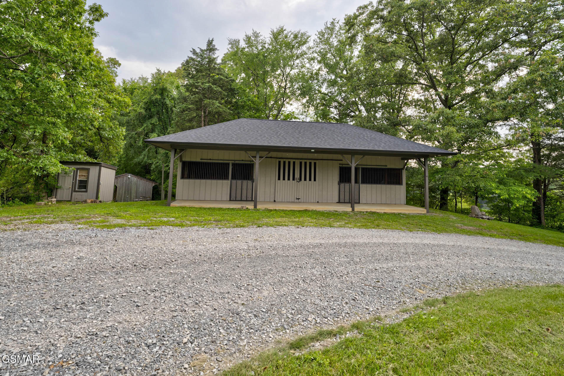 1121 Cummings Chapel Road Sevierville TN 37862