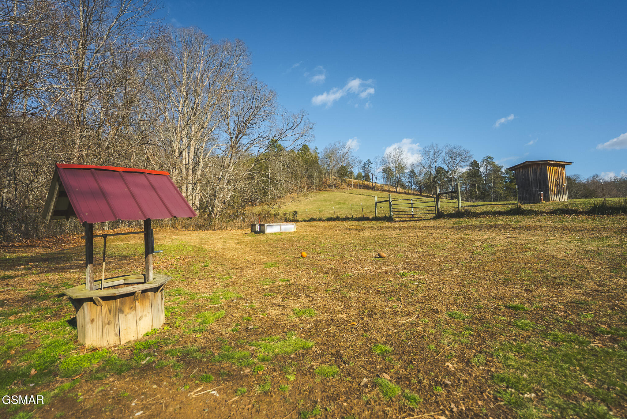 3381 Upper Caney Valley Road Tazewell TN 37879