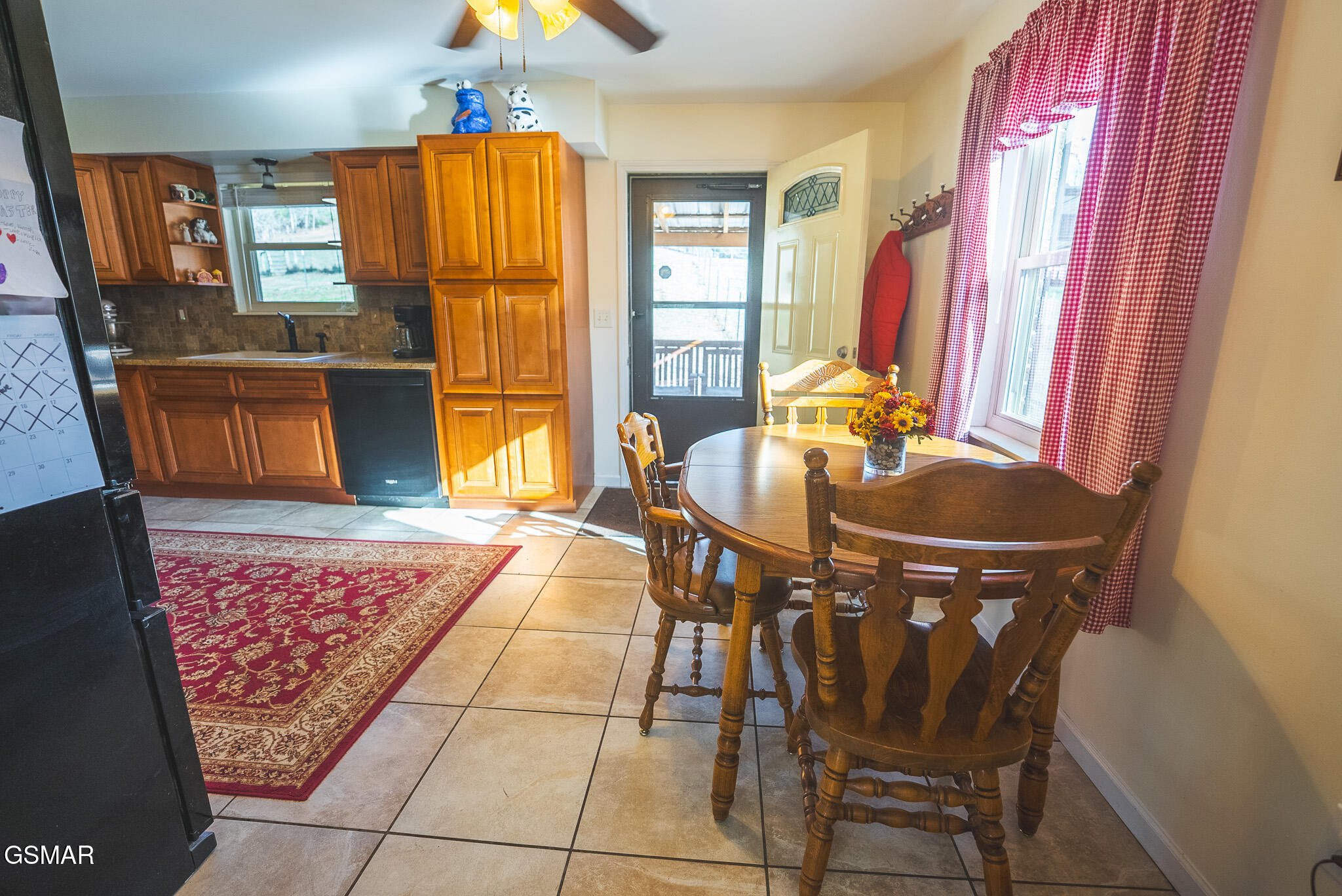 3381 Upper Caney Valley Road Tazewell TN 37879