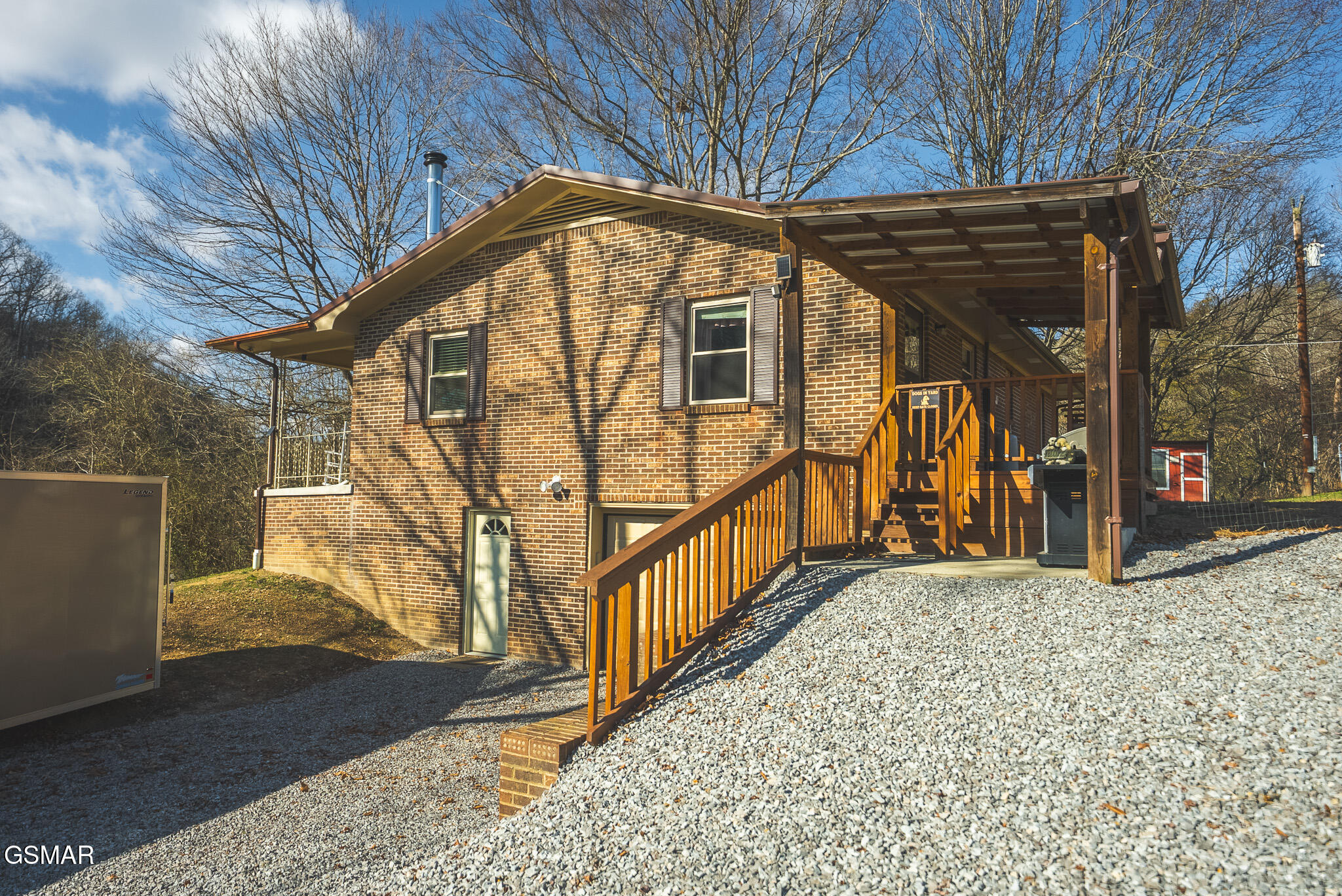 3381 Upper Caney Valley Road Tazewell TN 37879