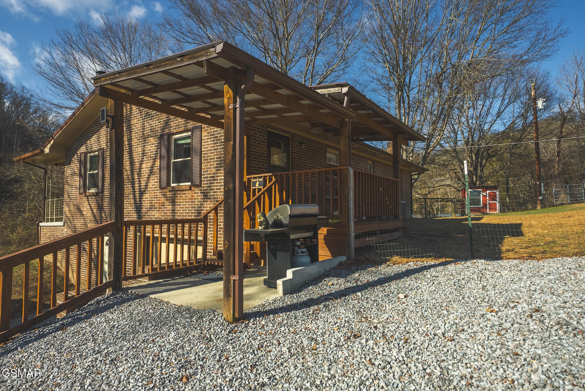 3381 Upper Caney Valley Road Tazewell TN 37879