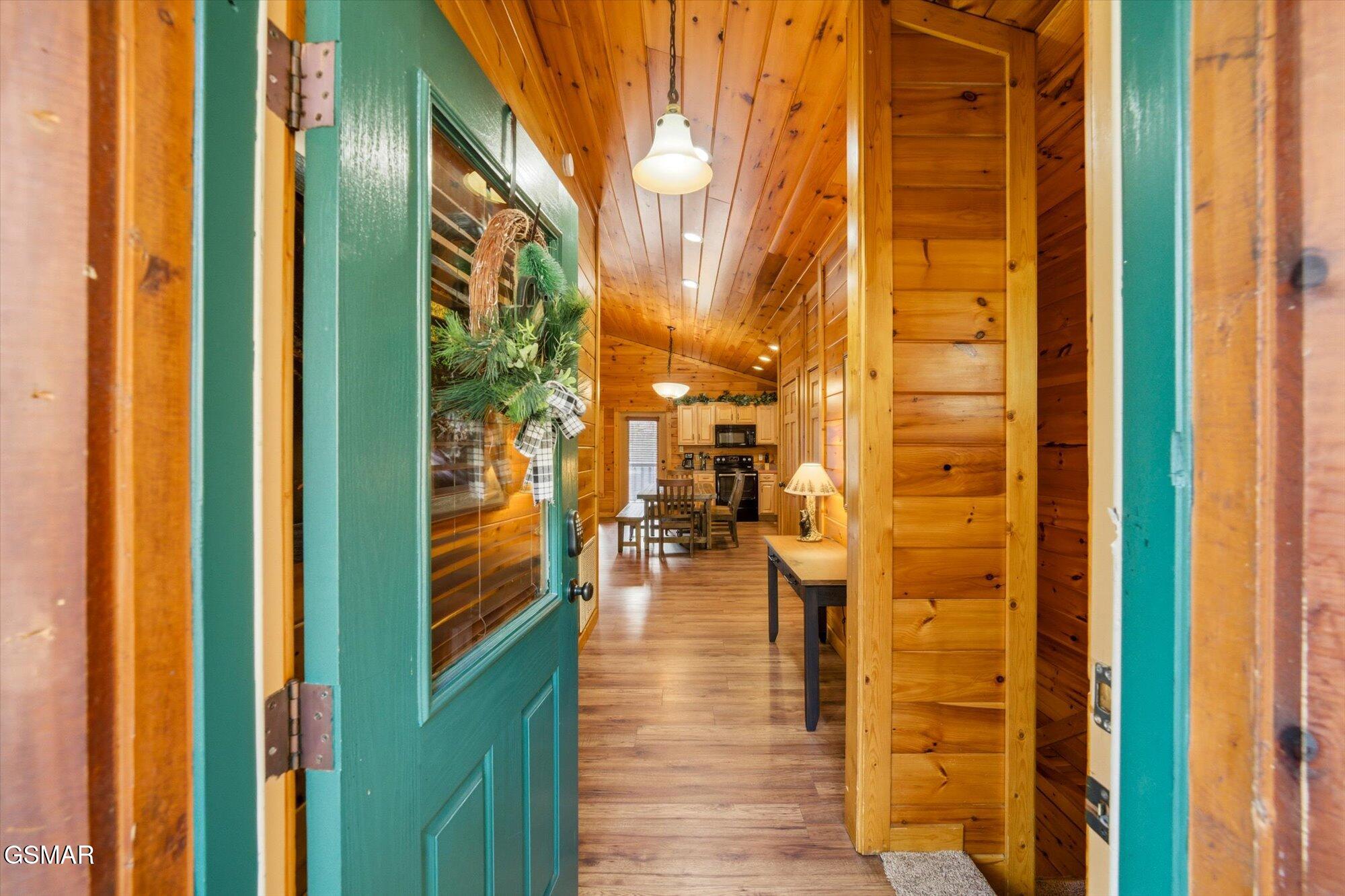 625 Gatlinburg Falls Way Gatlinburg TN 37738