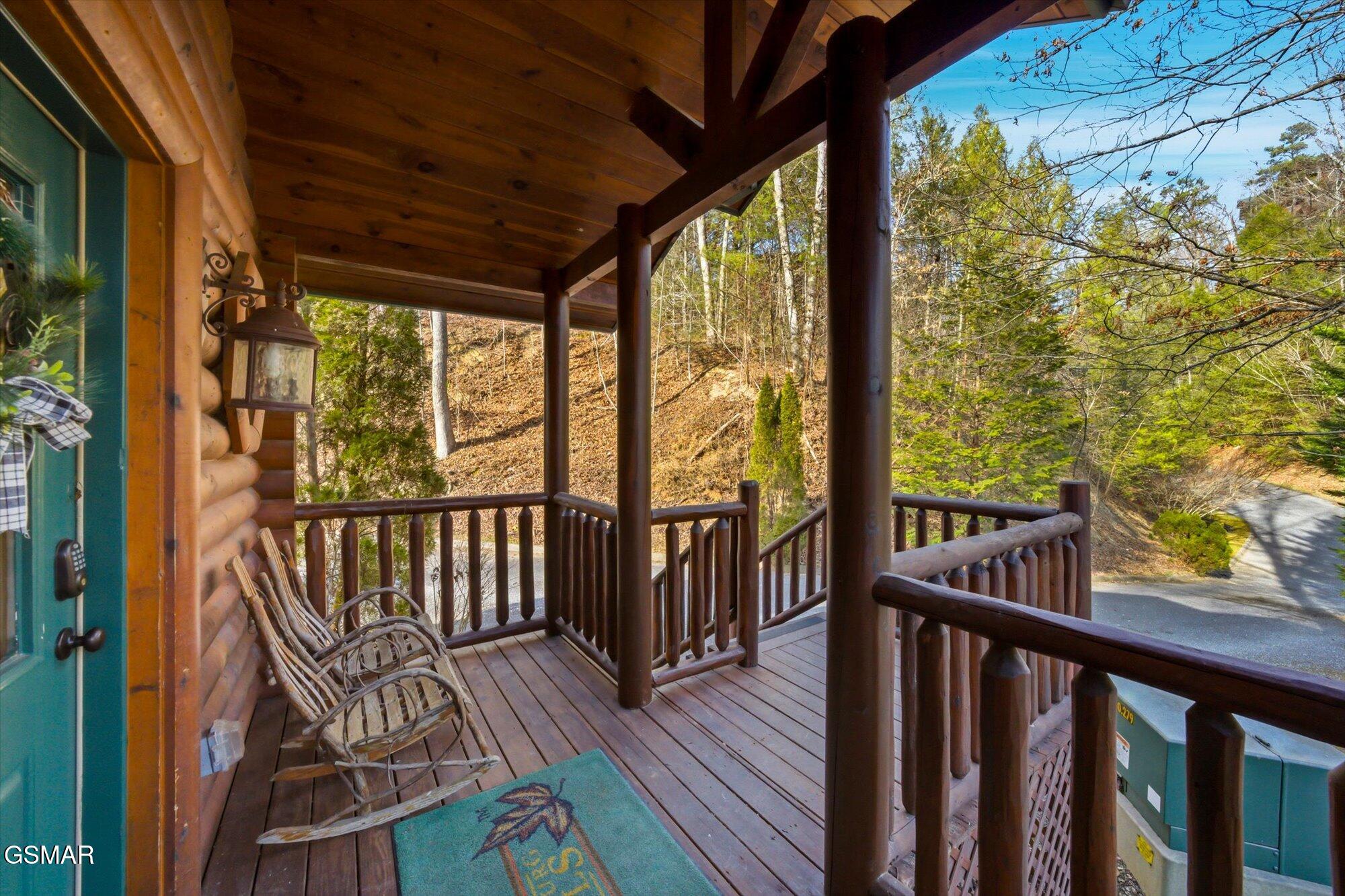 625 Gatlinburg Falls Way Gatlinburg TN 37738