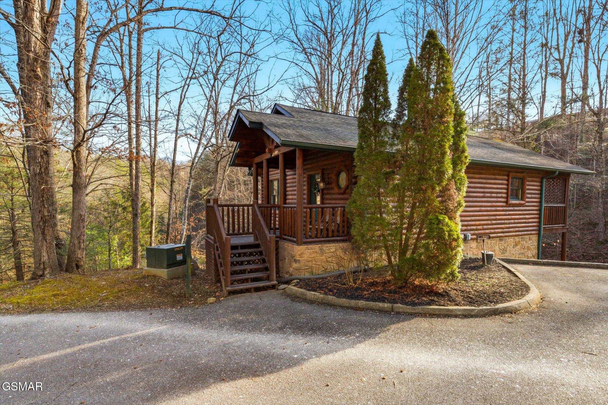 625 Gatlinburg Falls Way Gatlinburg TN 37738