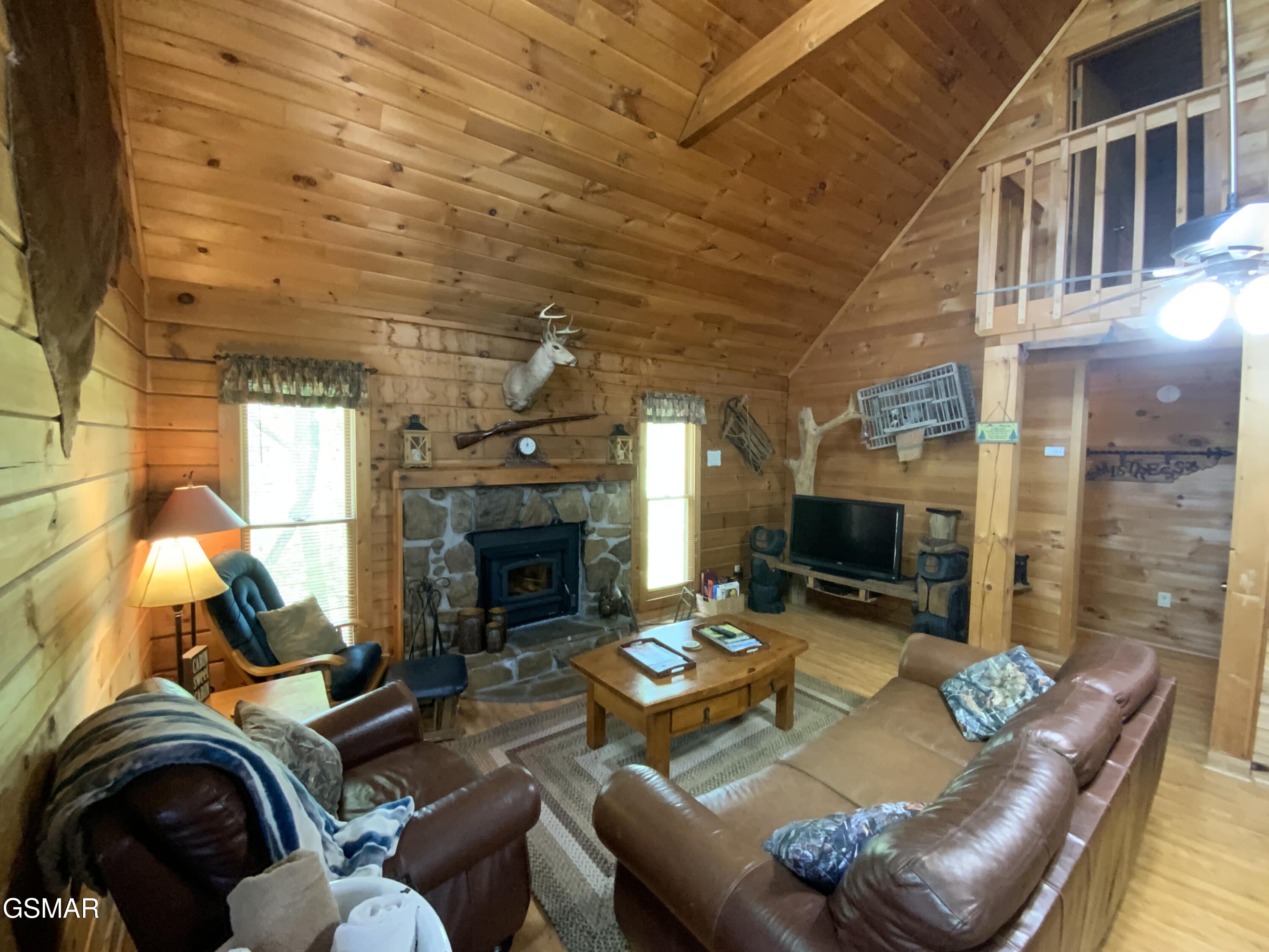 1708 Parkway View Court Sevierville TN 37876