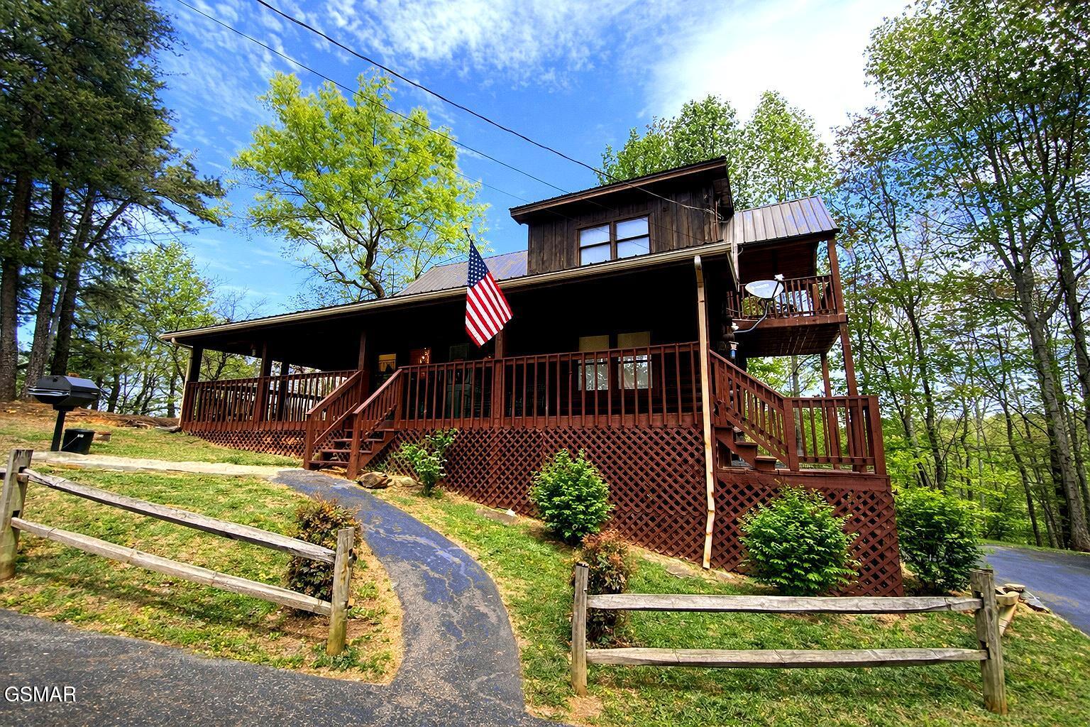 1708 Parkway View Court Sevierville TN 37876