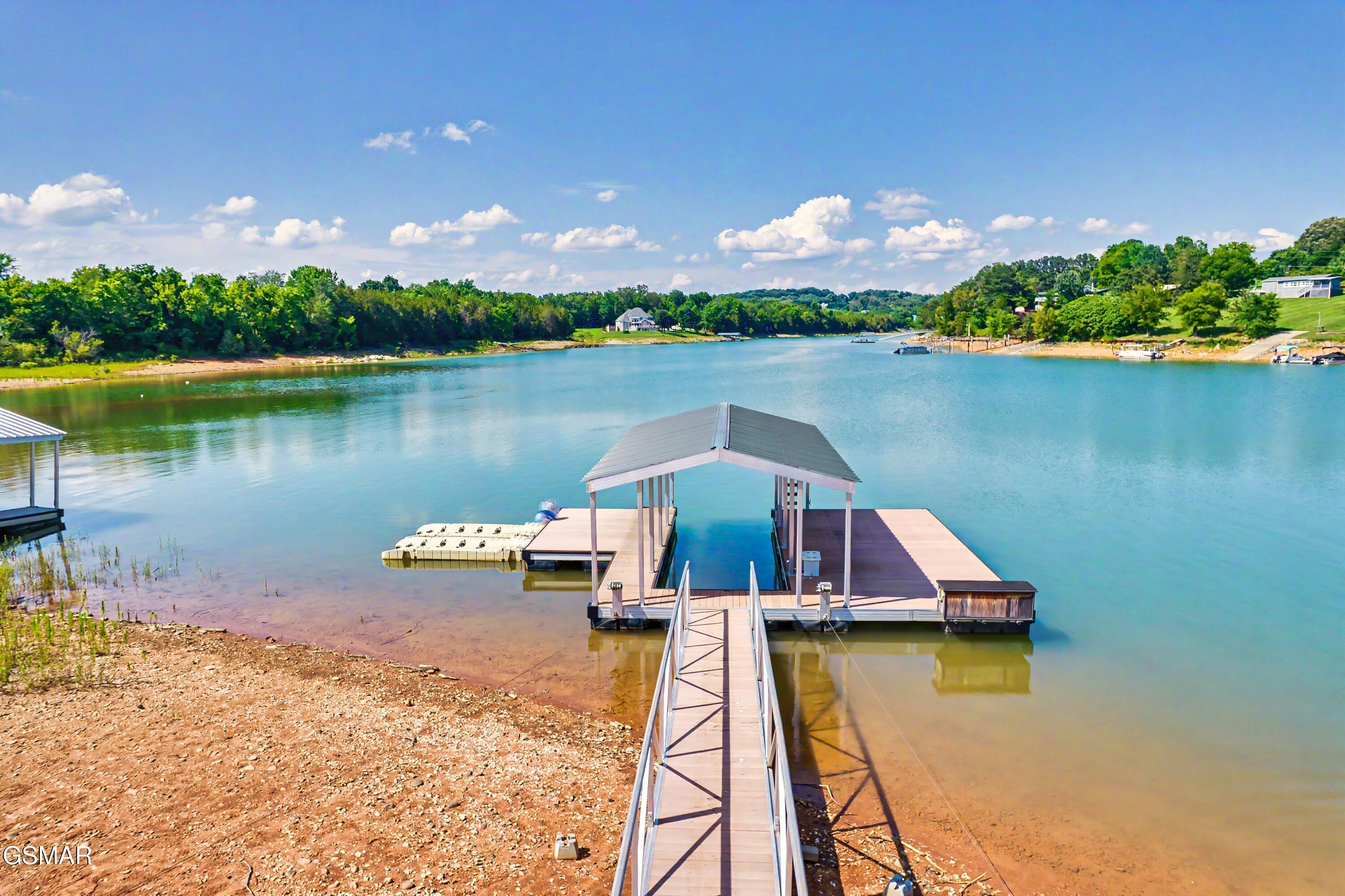 1116 Lake Ridge Drive Dandridge TN 37725