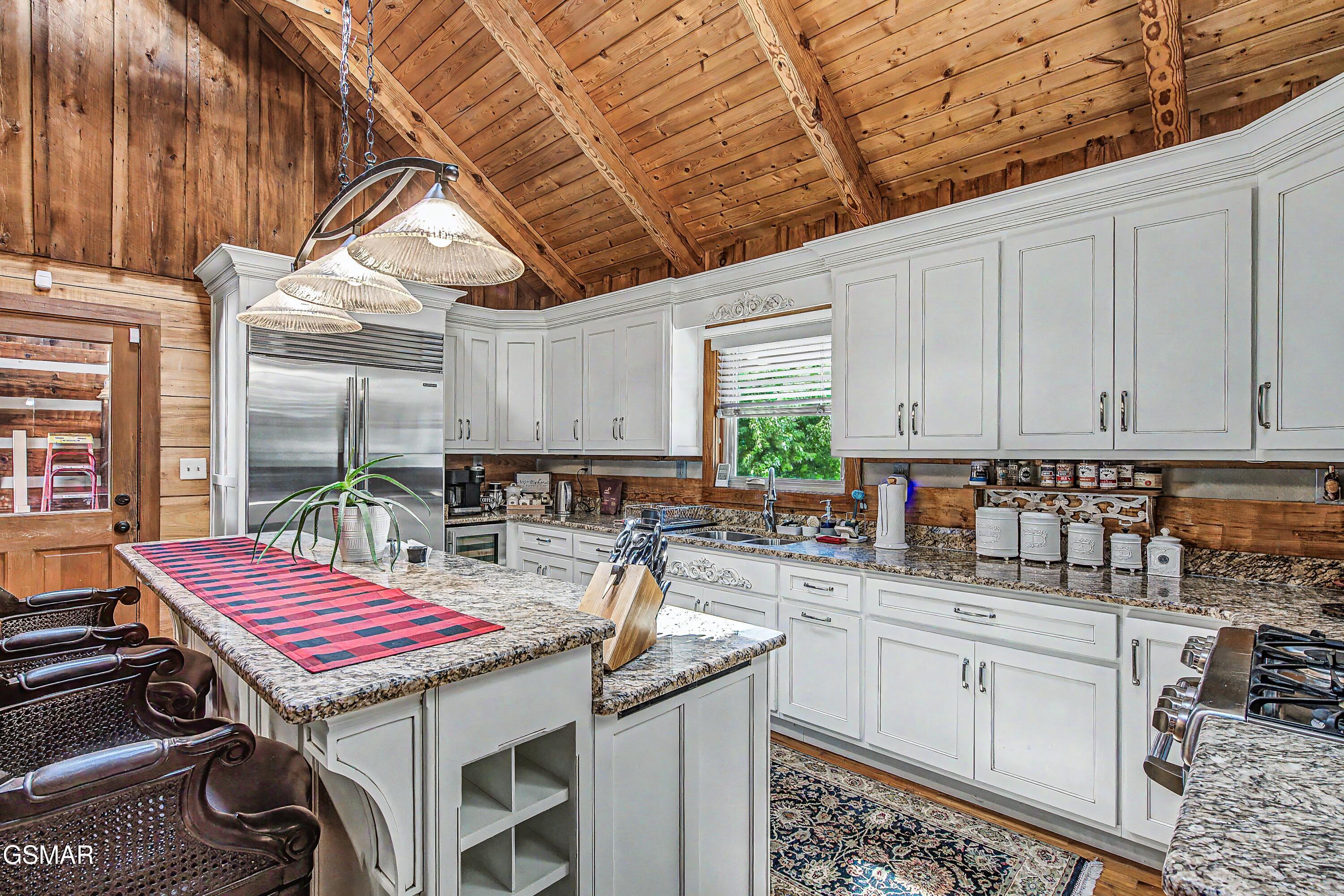 1116 Lake Ridge Drive Dandridge TN 37725