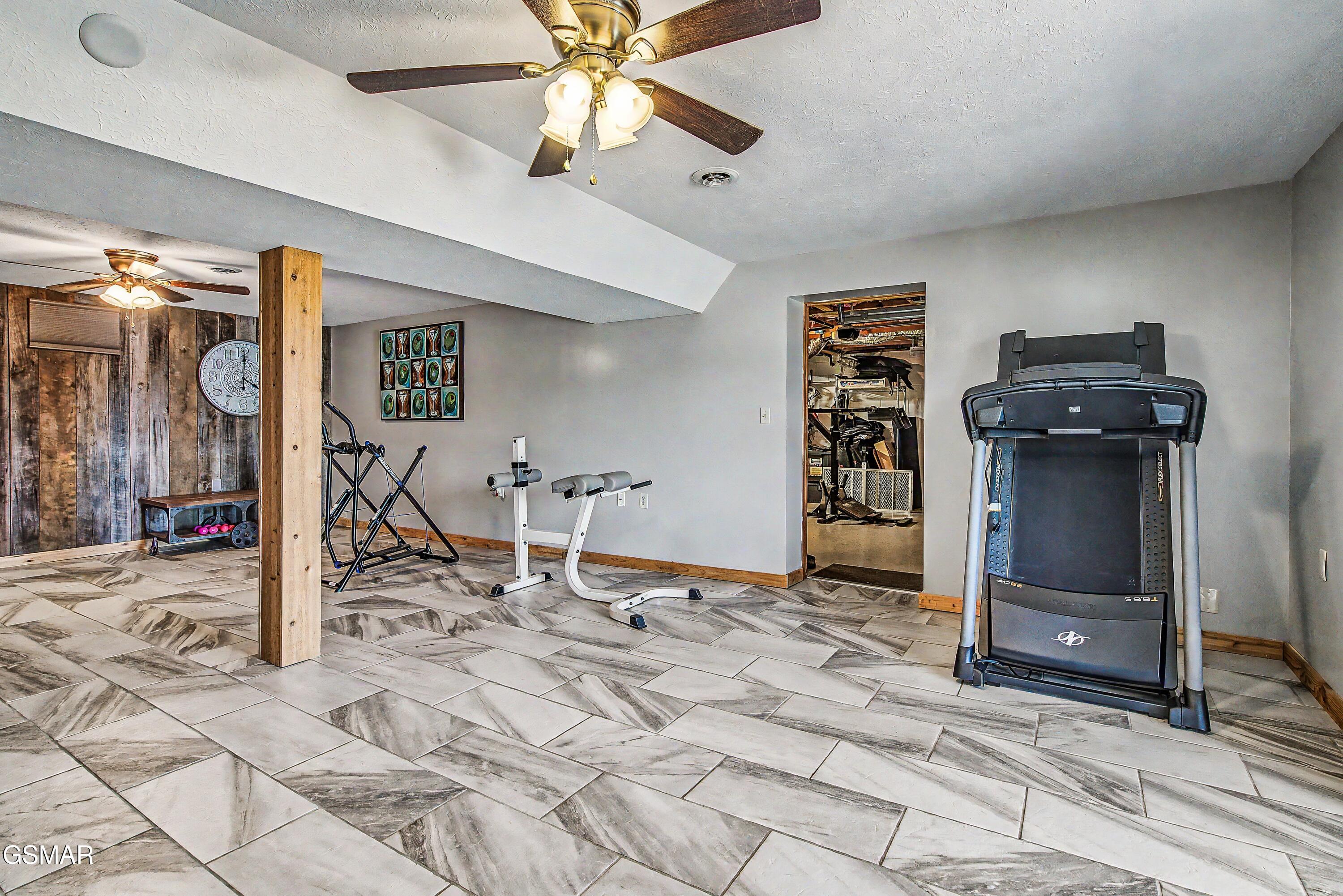 1116 Lake Ridge Drive Dandridge TN 37725