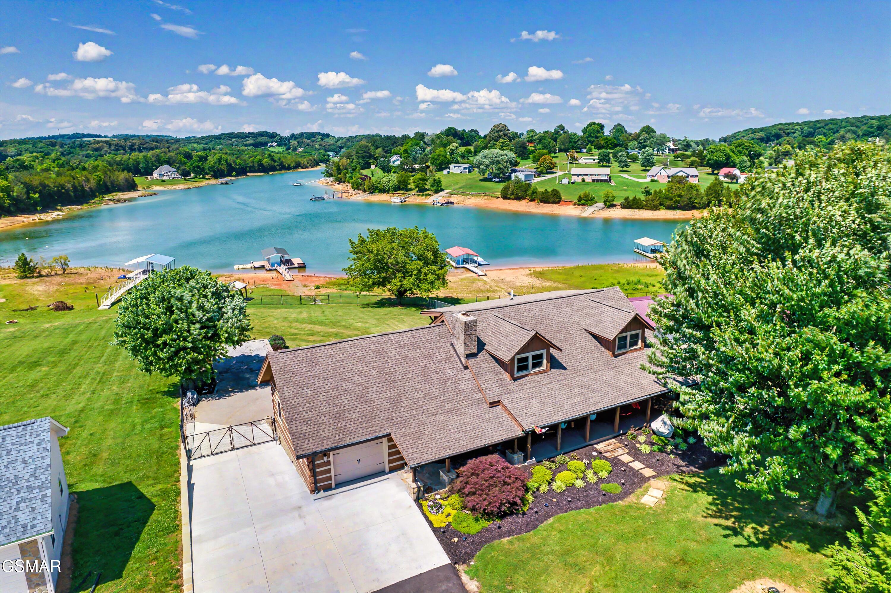1116 Lake Ridge Drive Dandridge TN 37725