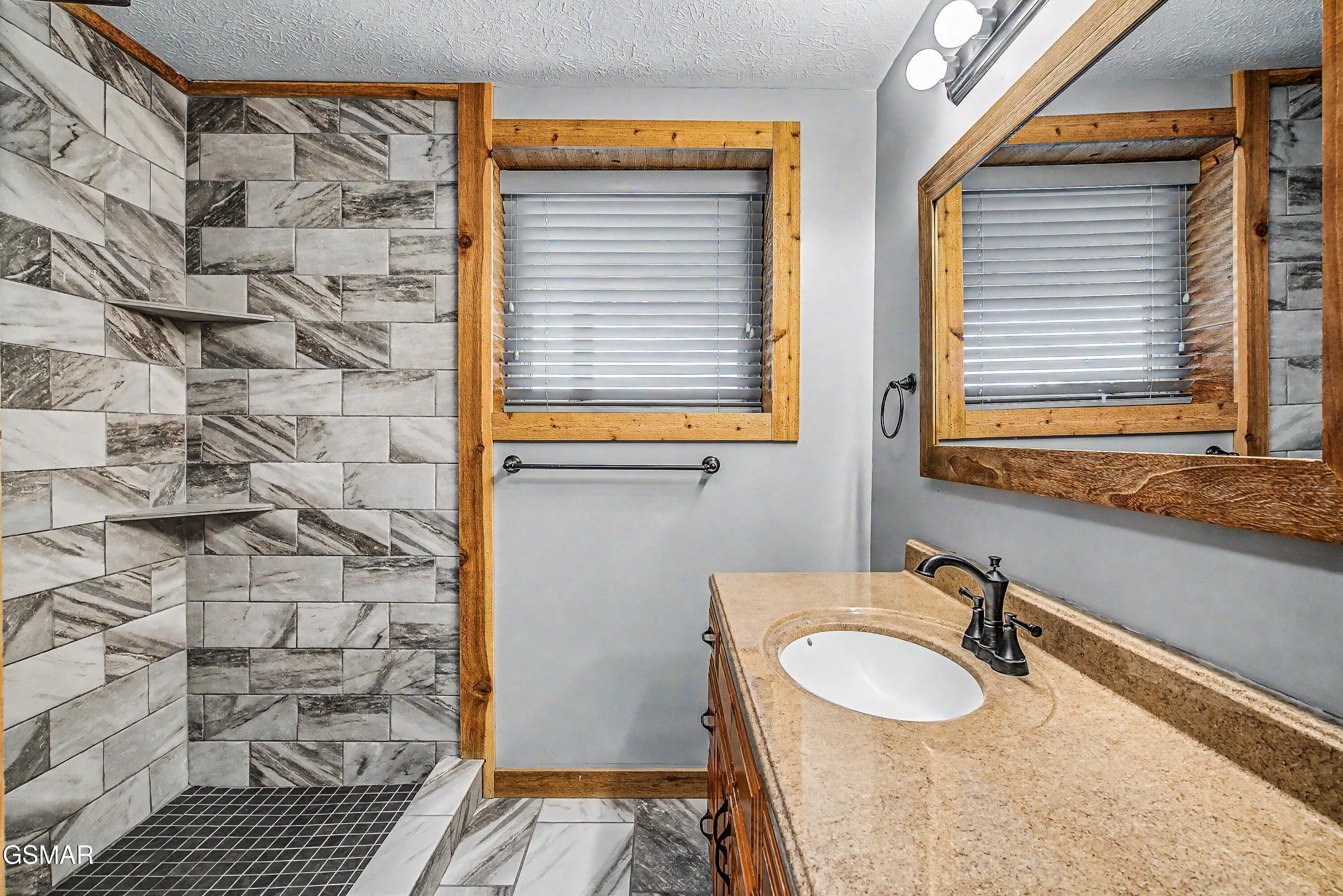 1116 Lake Ridge Drive Dandridge TN 37725