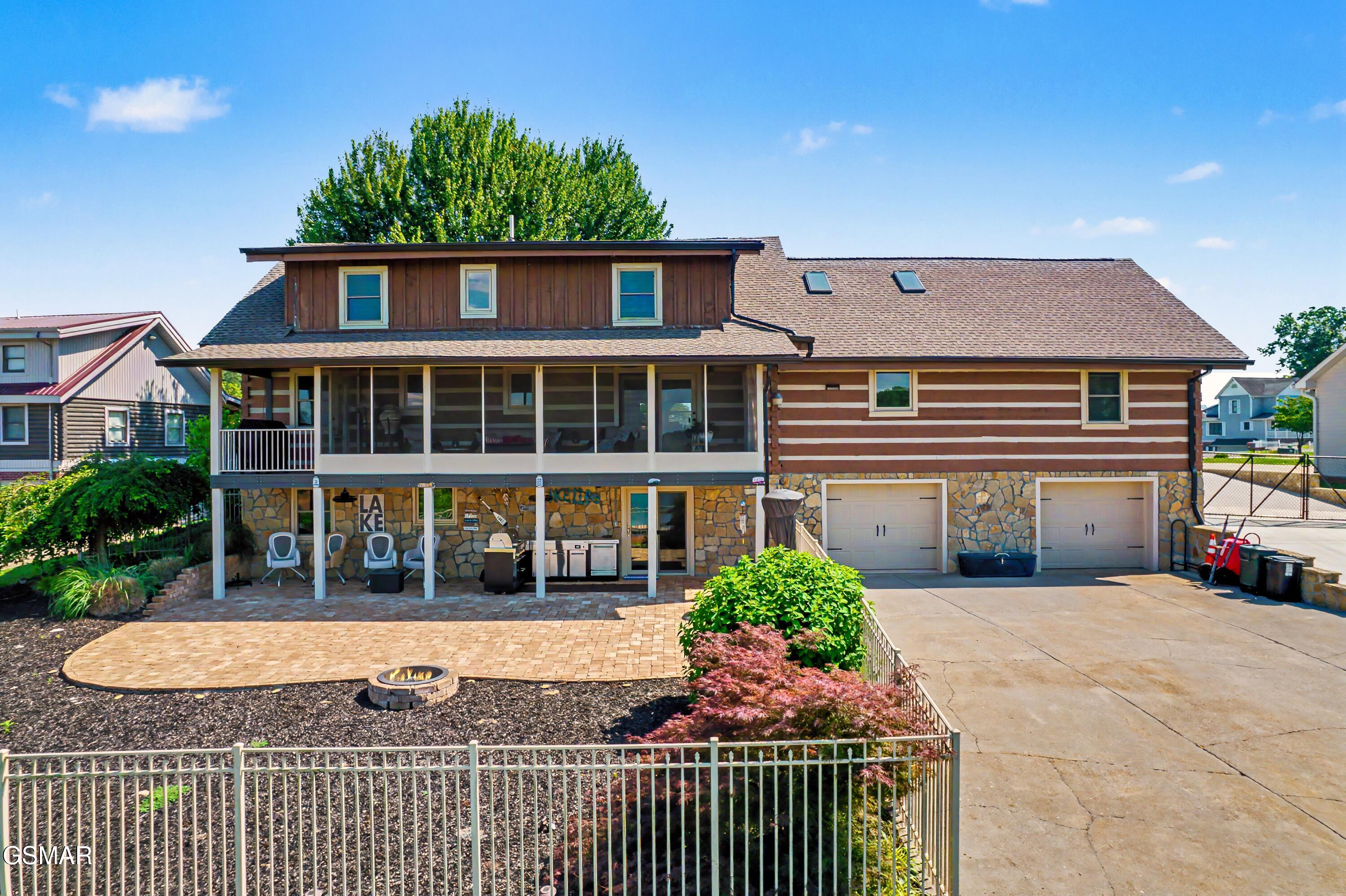 1116 Lake Ridge Drive Dandridge TN 37725