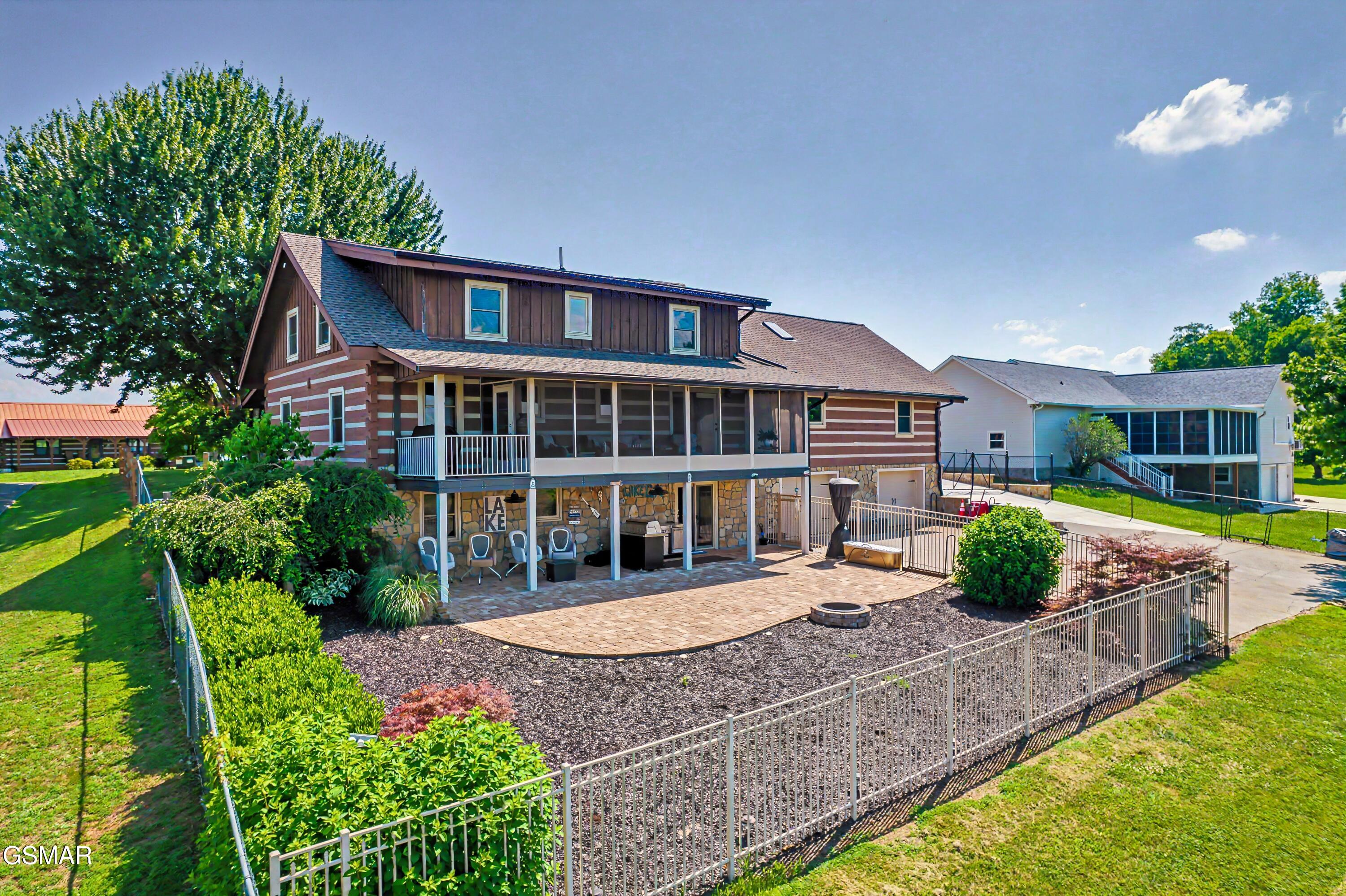 1116 Lake Ridge Drive Dandridge TN 37725