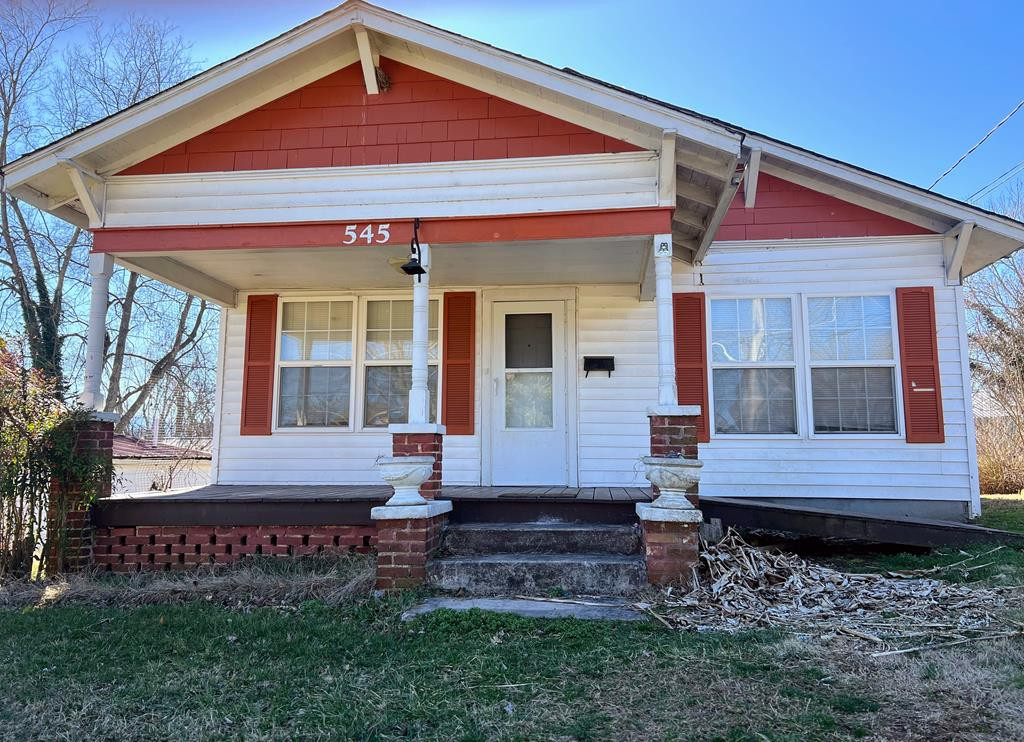 545 6th Street Newport TN 37821