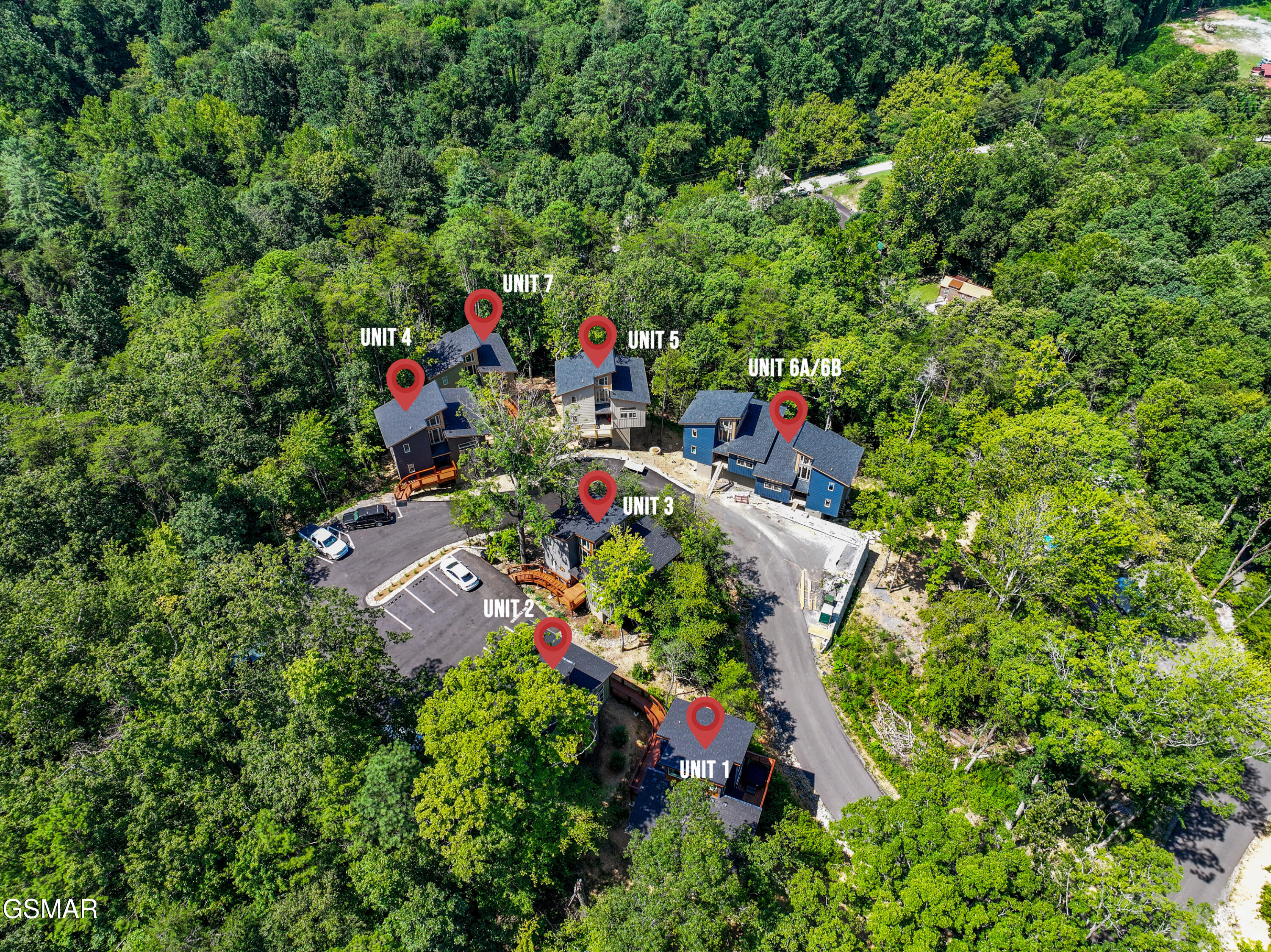 2385 Forge Hideaway Loop Pigeon Forge TN 37863