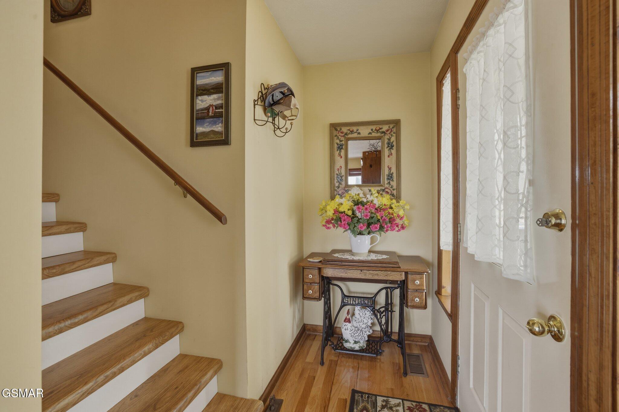 3132 Wears Overlook Lane Sevierville TN 37862