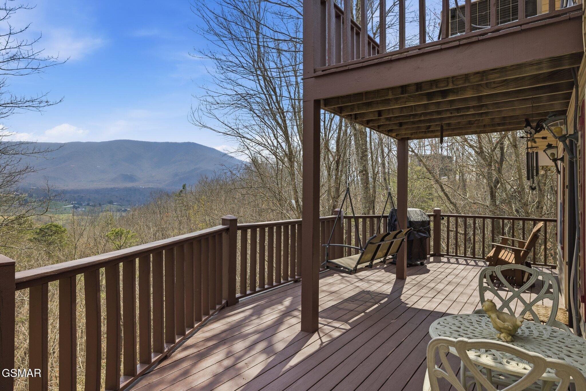 3132 Wears Overlook Lane Sevierville TN 37862