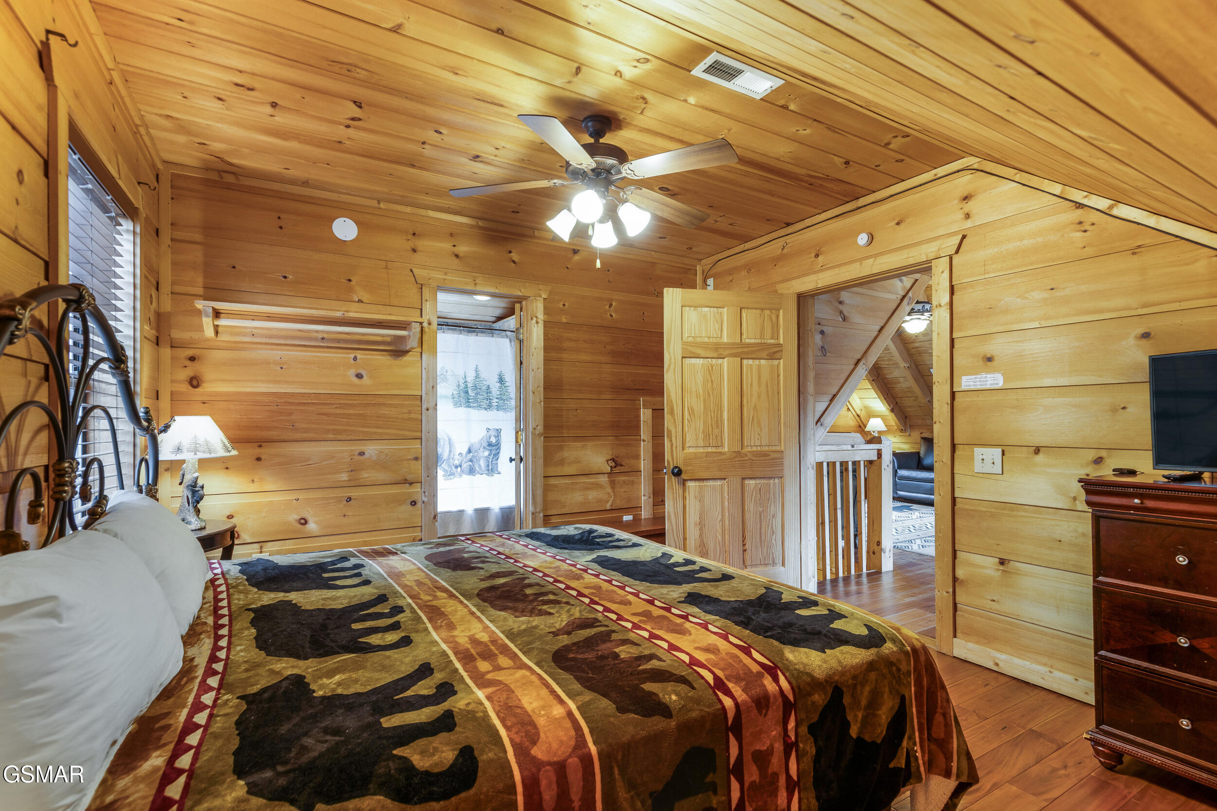 1346 N Baden Drive Gatlinburg TN 37738