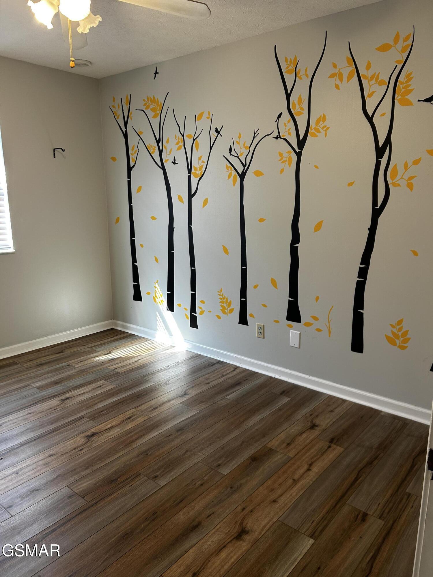 151 W Meeting Street Dandridge TN 37725