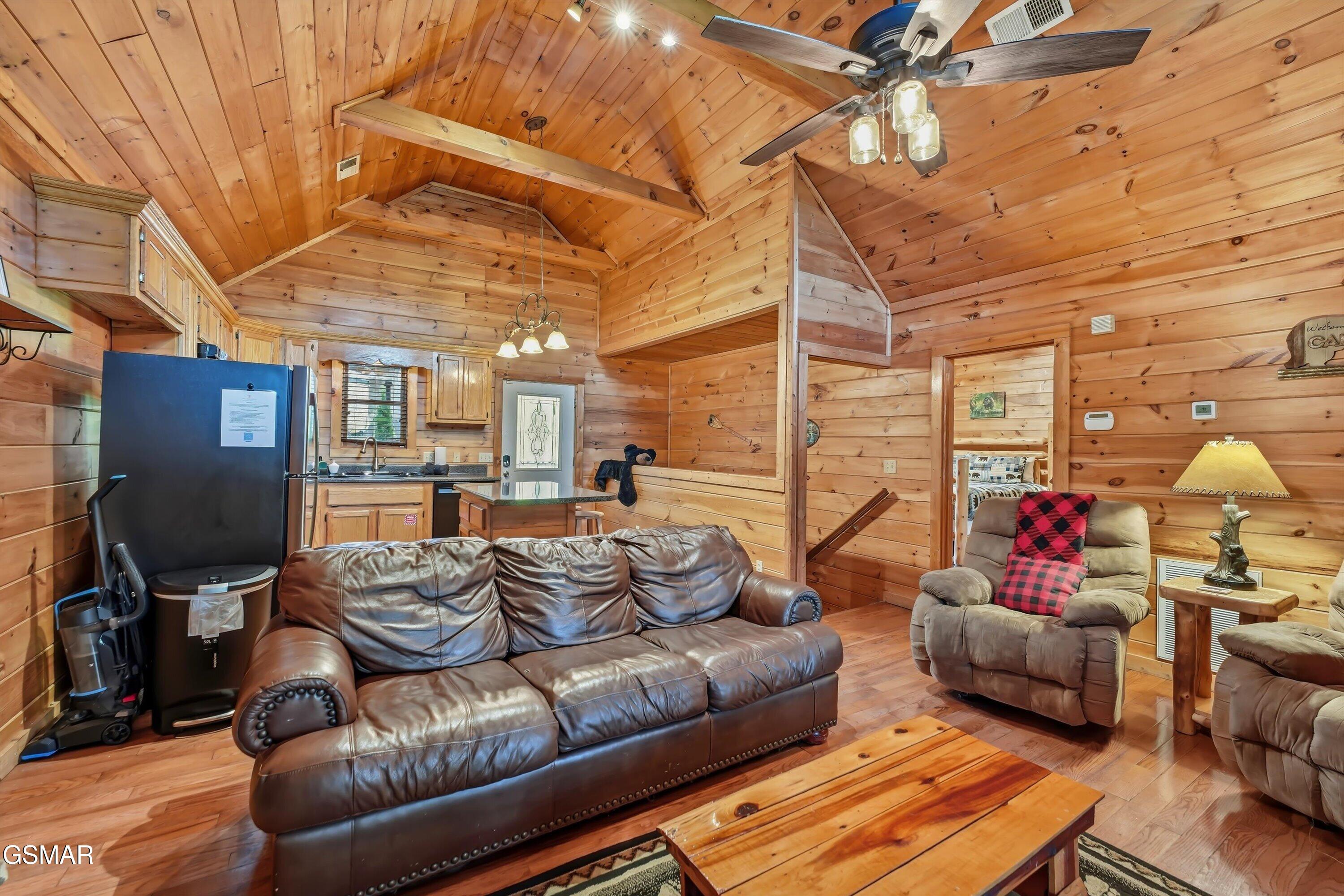 530-4 Chickasaw Gap Way Pigeon Forge TN 37863
