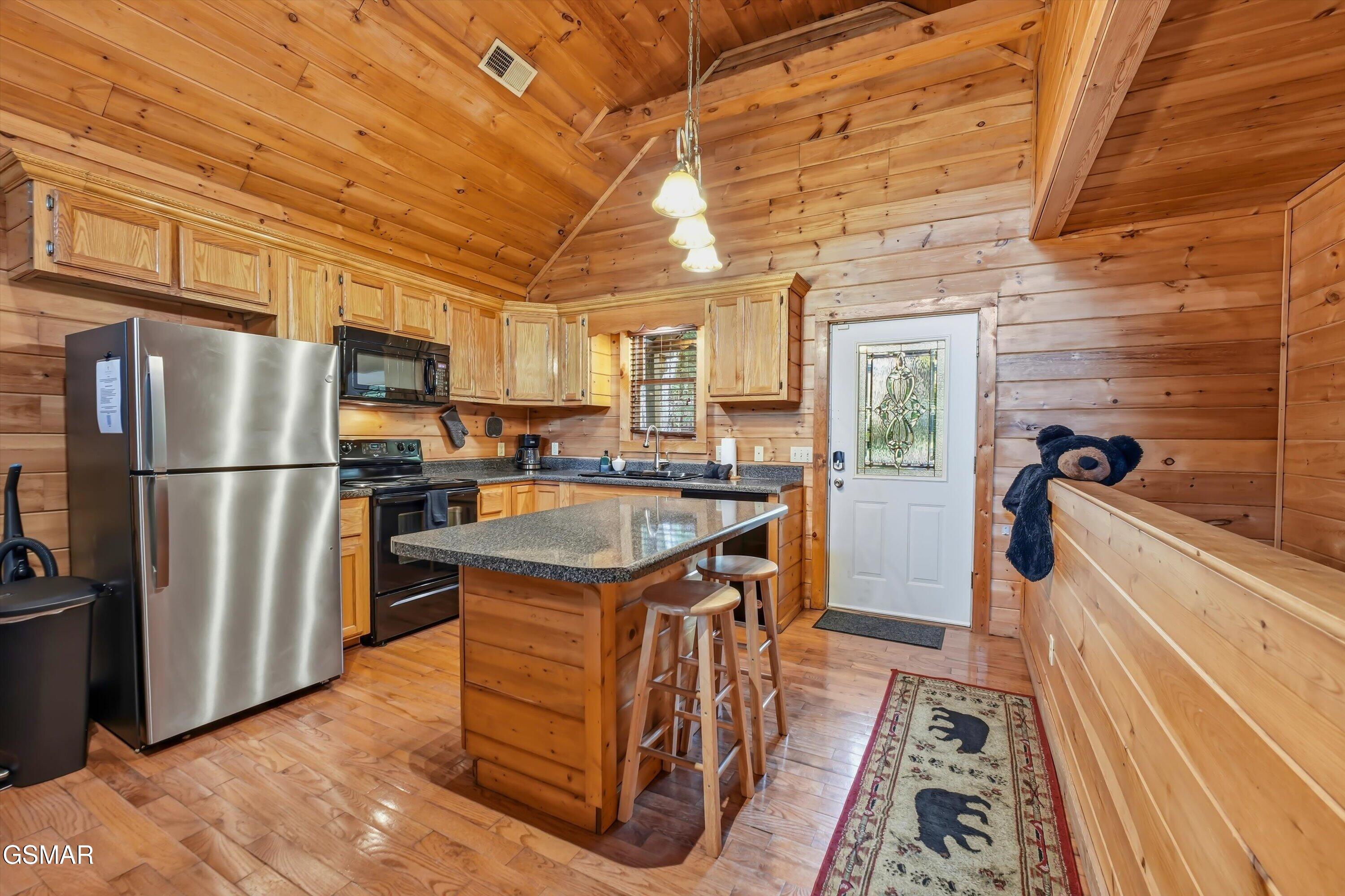 530-4 Chickasaw Gap Way Pigeon Forge TN 37863