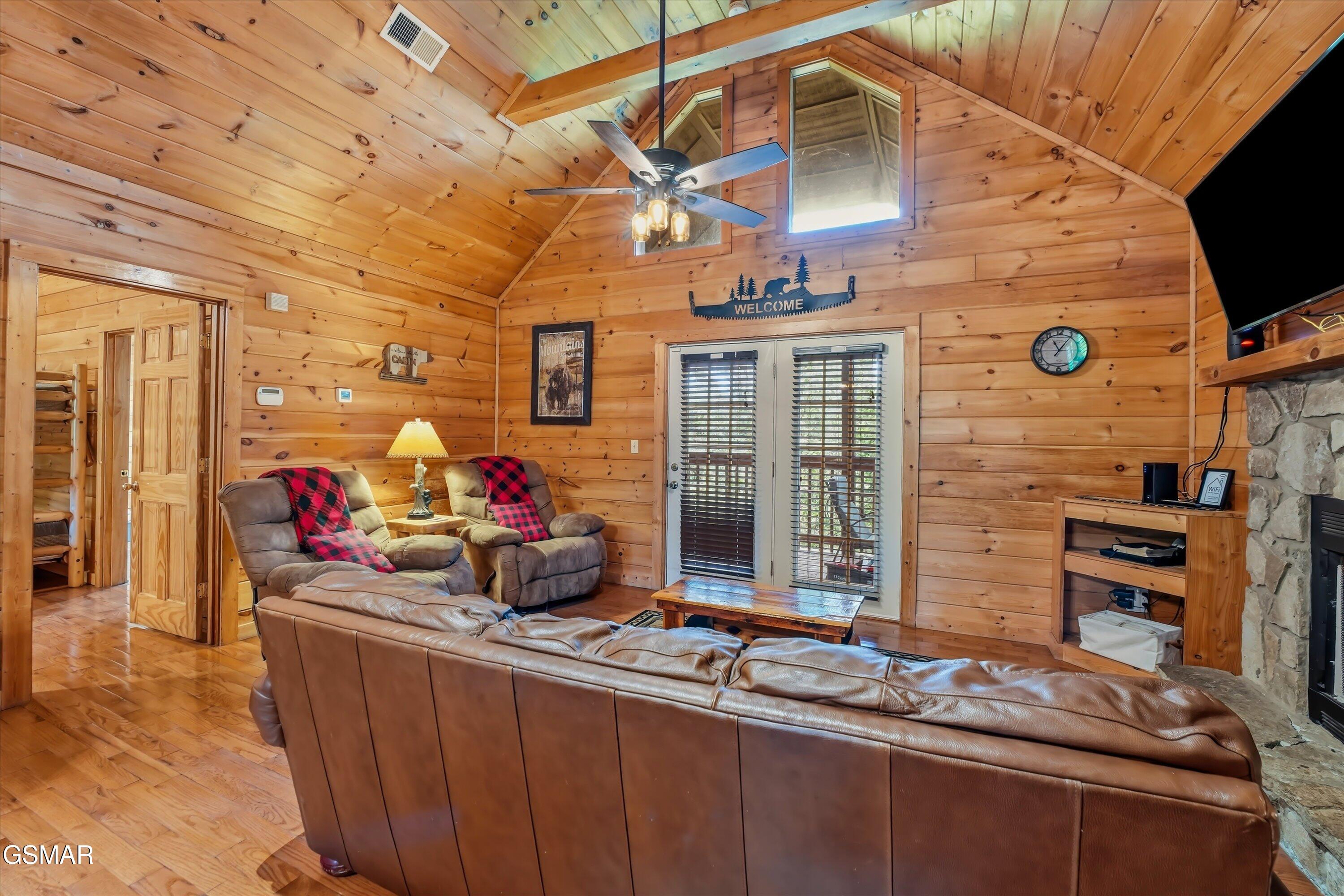 530-4 Chickasaw Gap Way Pigeon Forge TN 37863