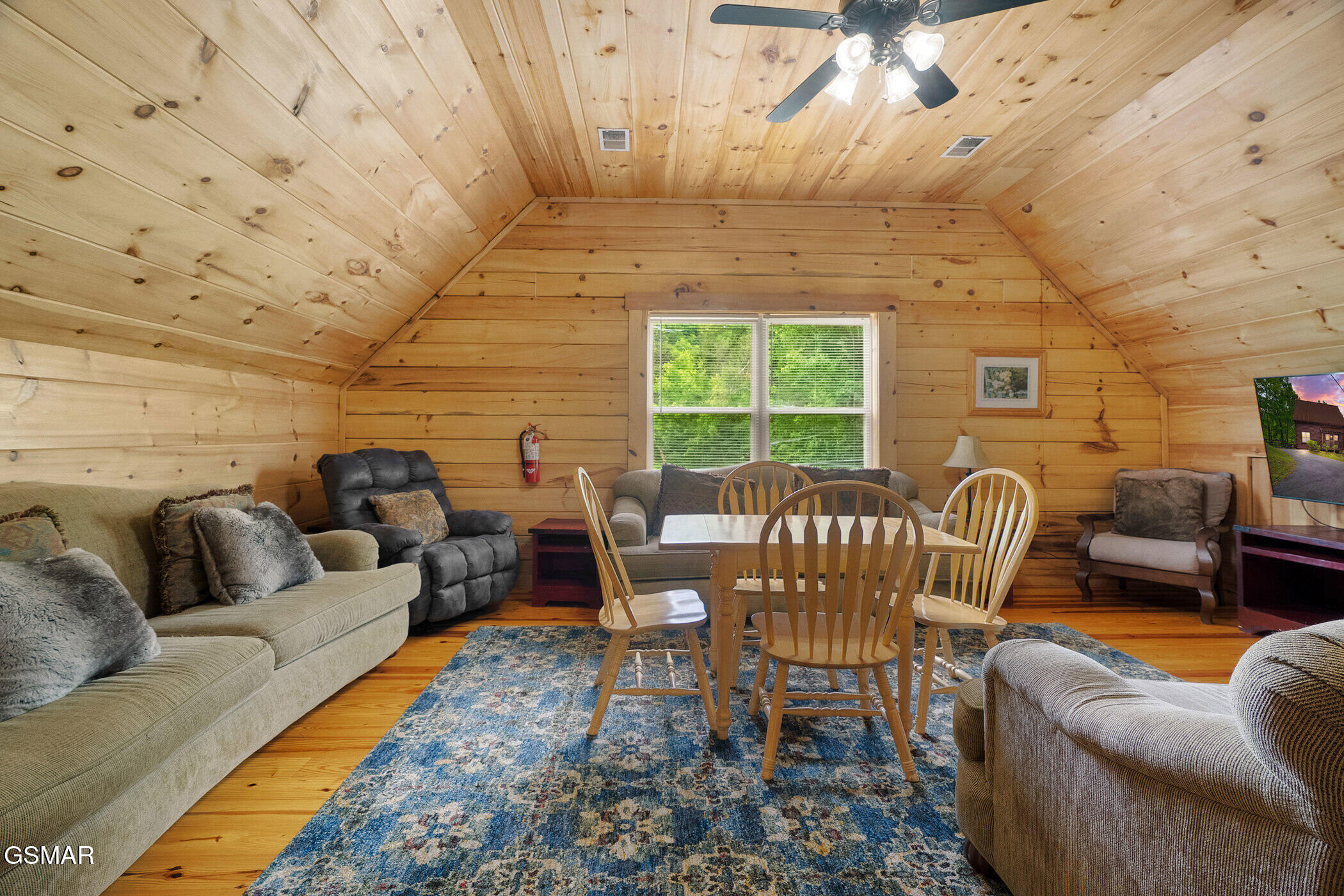 1940 Wears Valley Road Sevierville TN 37862