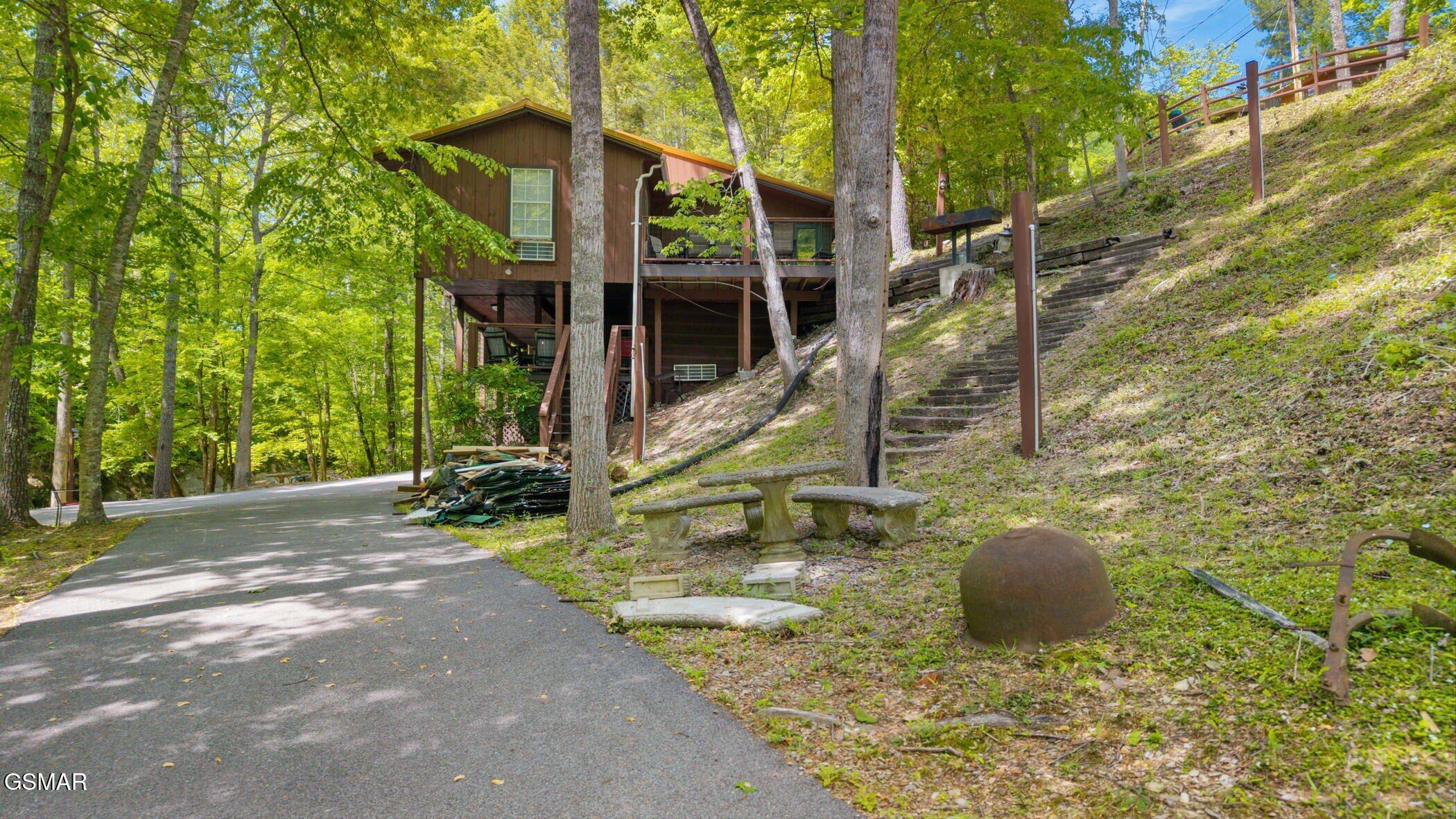 1940 Wears Valley Road Sevierville TN 37862