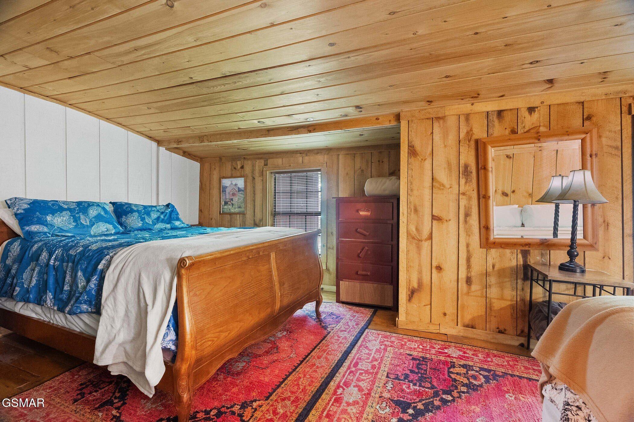 1940 Wears Valley Road Sevierville TN 37862