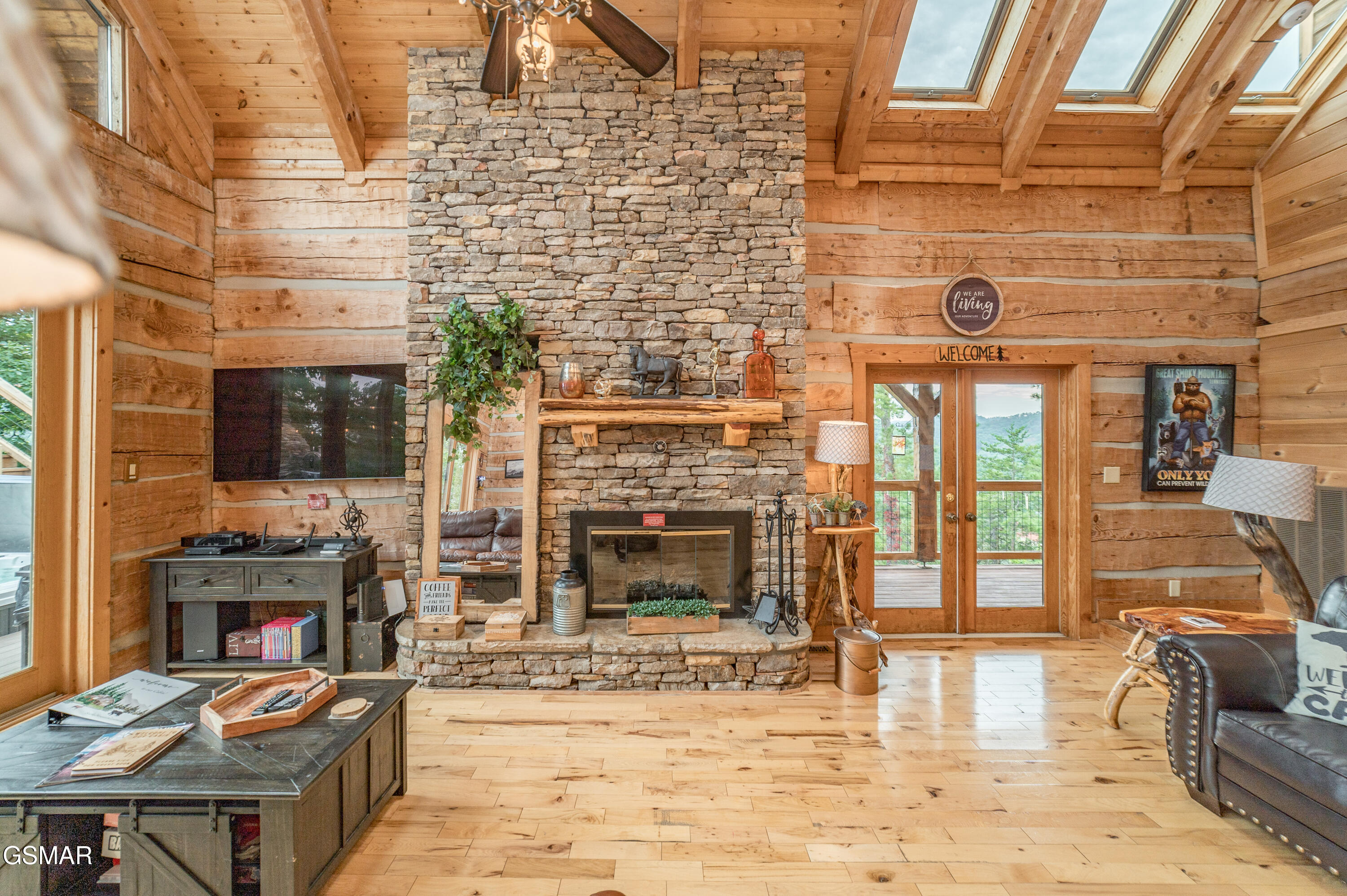 3309 Lonesome Pine Way Sevierville TN 37862