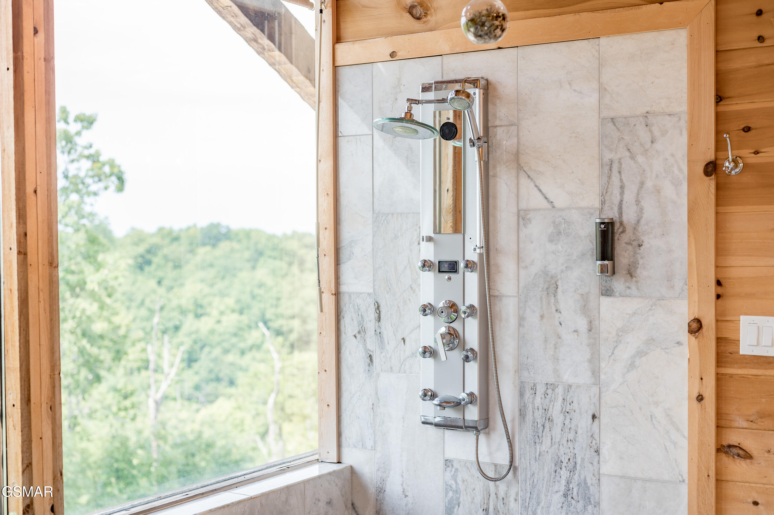 3309 Lonesome Pine Way Sevierville TN 37862