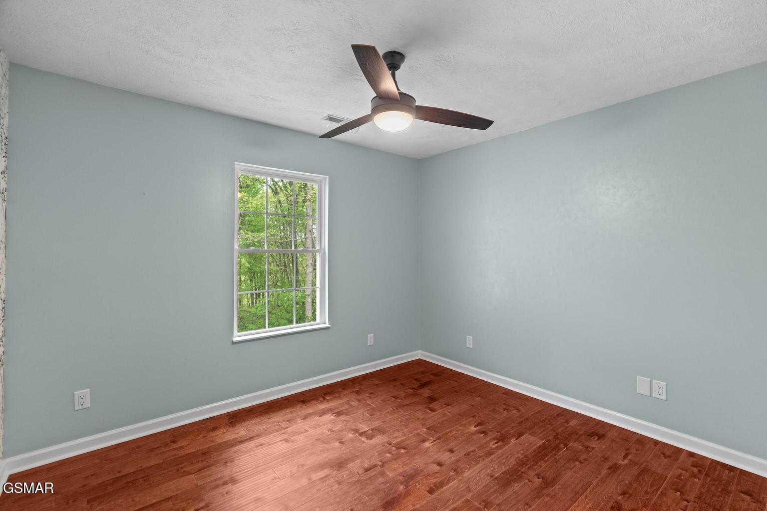2180 Ranch Road Dandridge TN 37725
