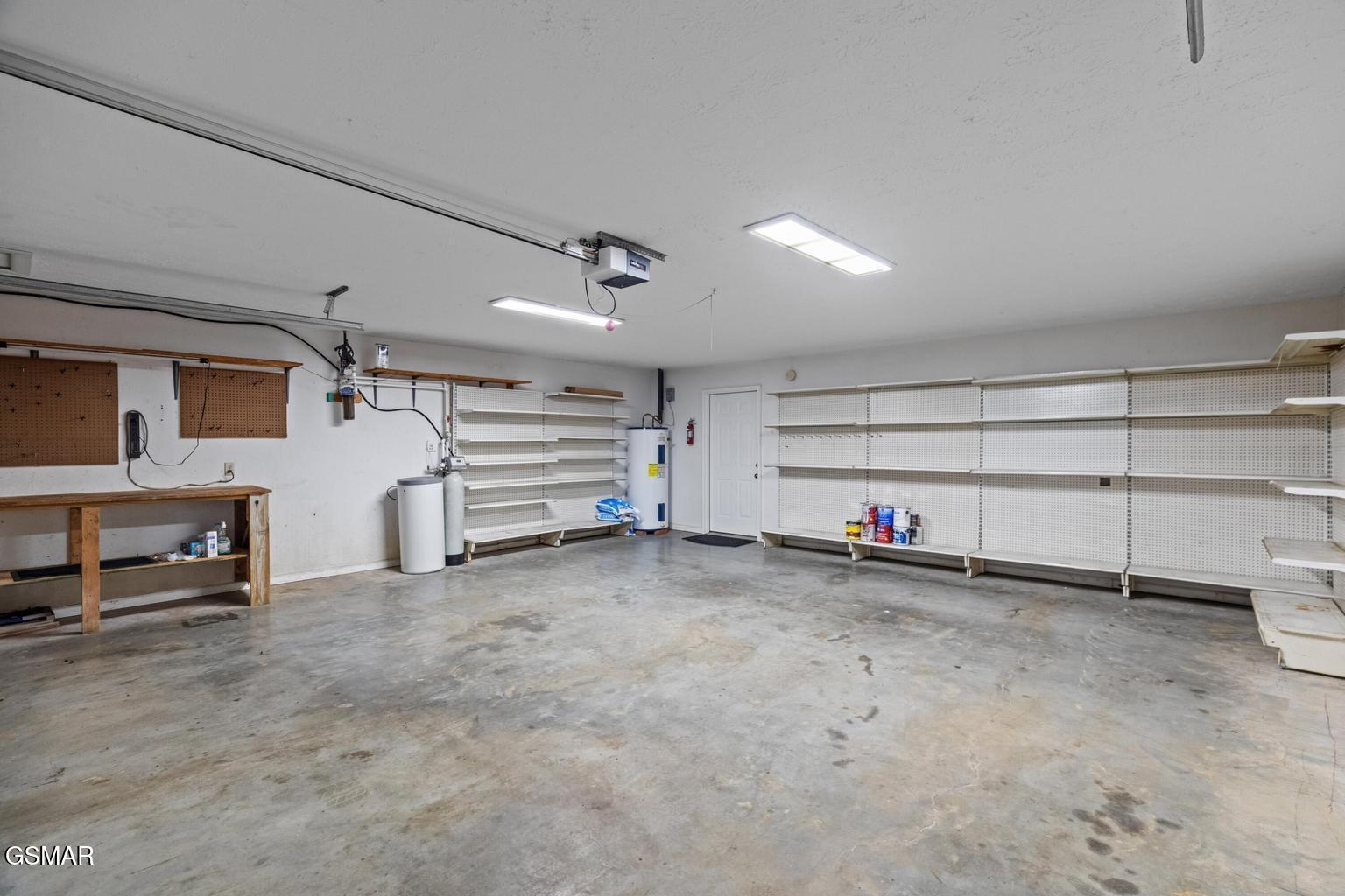2180 Ranch Road Dandridge TN 37725