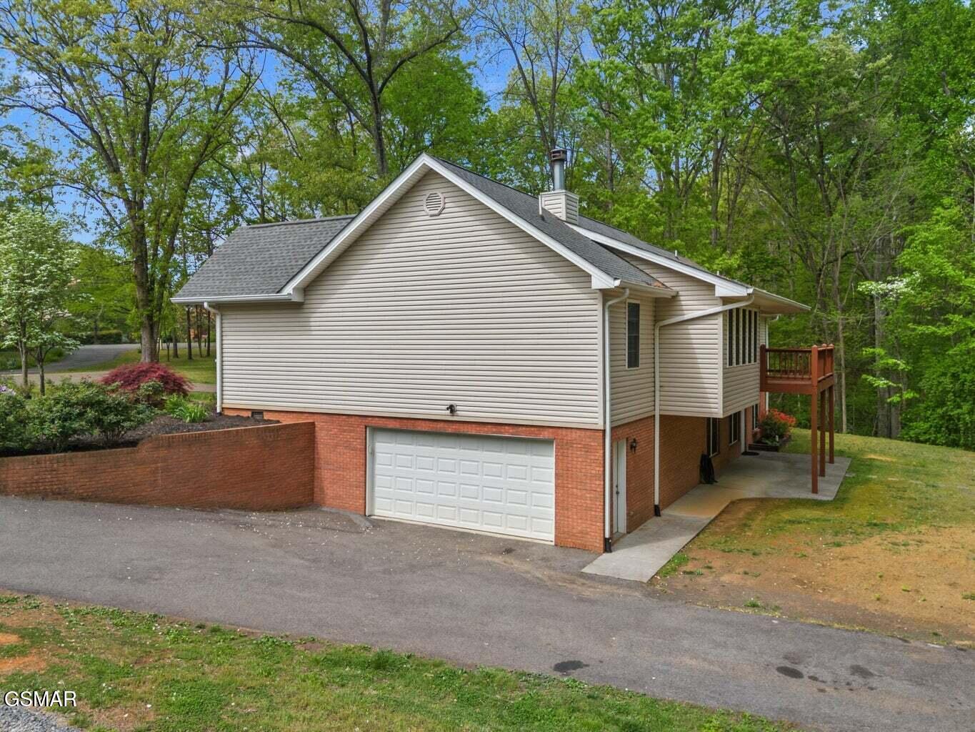 2180 Ranch Road Dandridge TN 37725