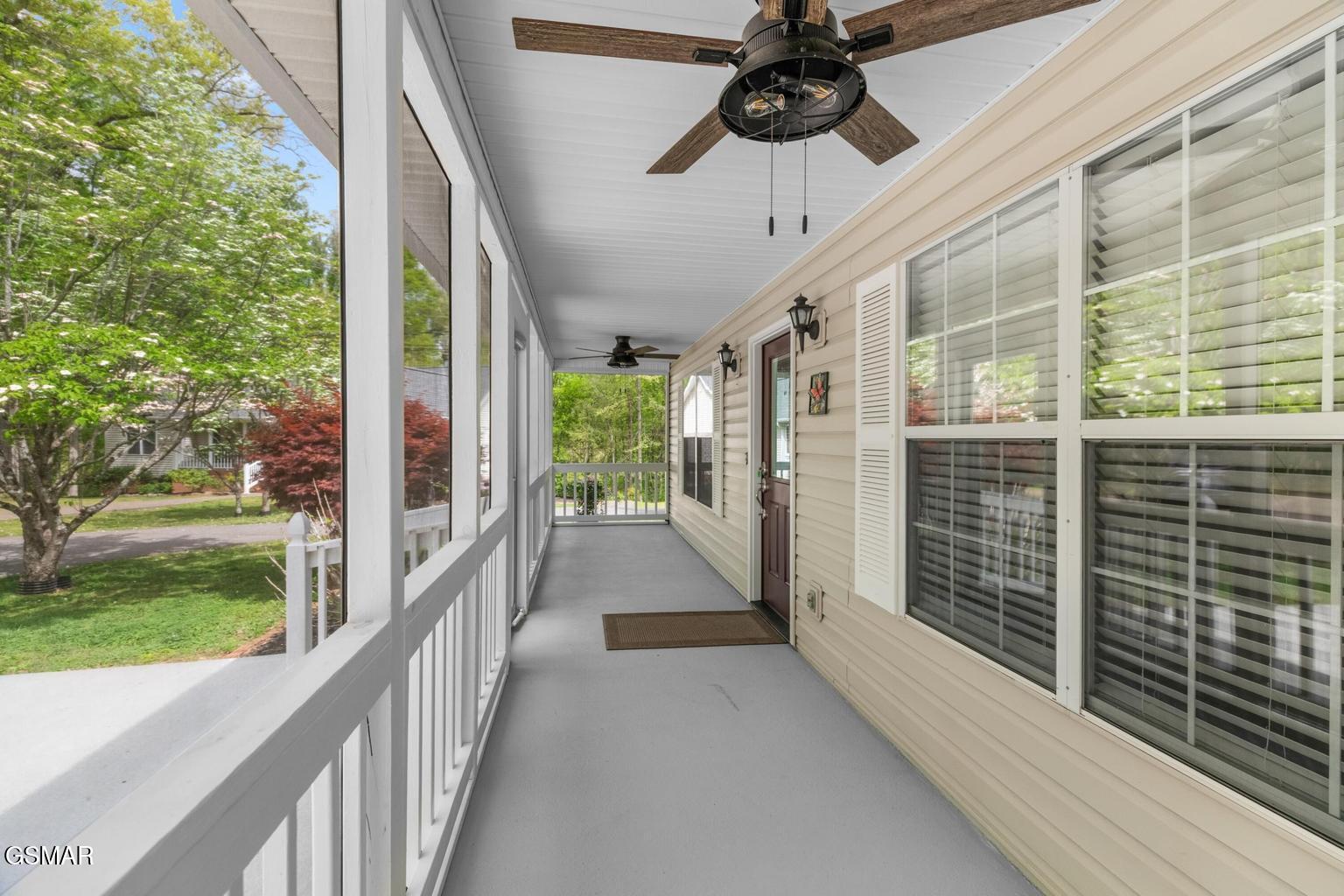 2180 Ranch Road Dandridge TN 37725