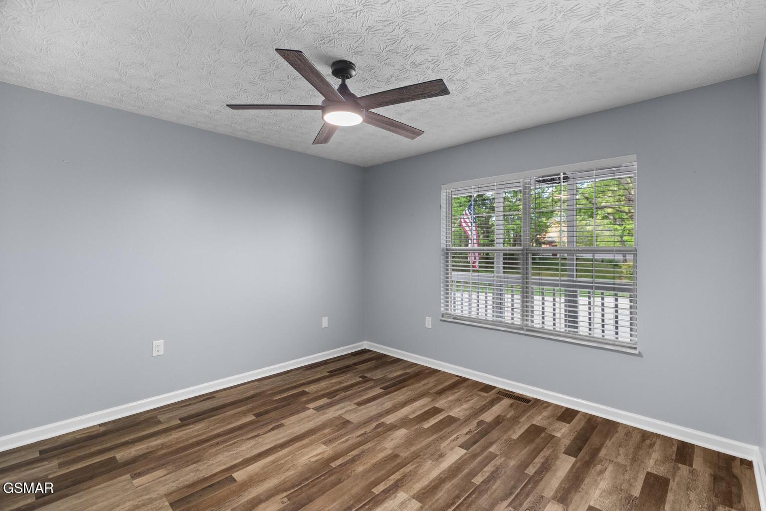 2180 Ranch Road Dandridge TN 37725