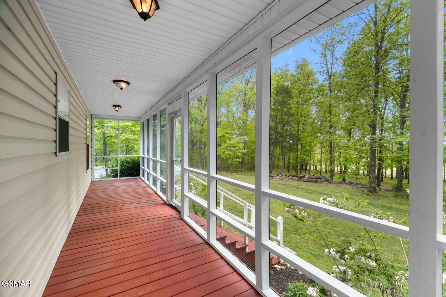 2180 Ranch Road Dandridge TN 37725